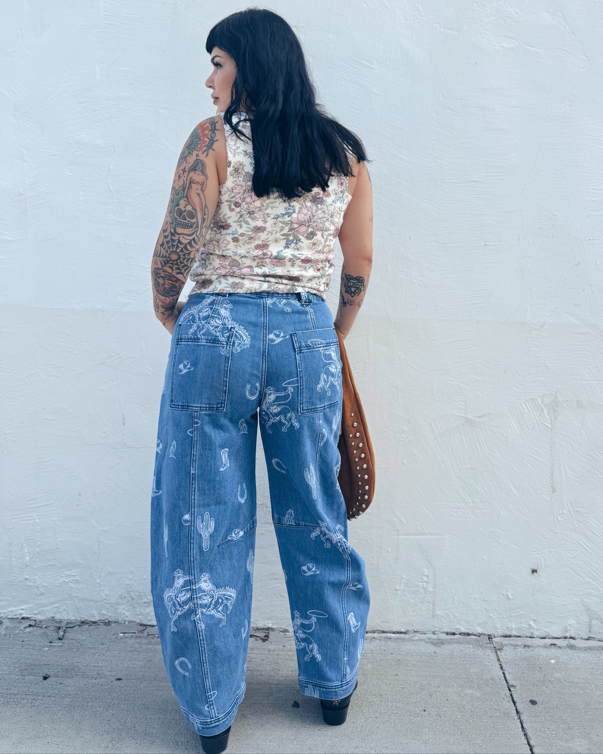Western Barrel Jeans