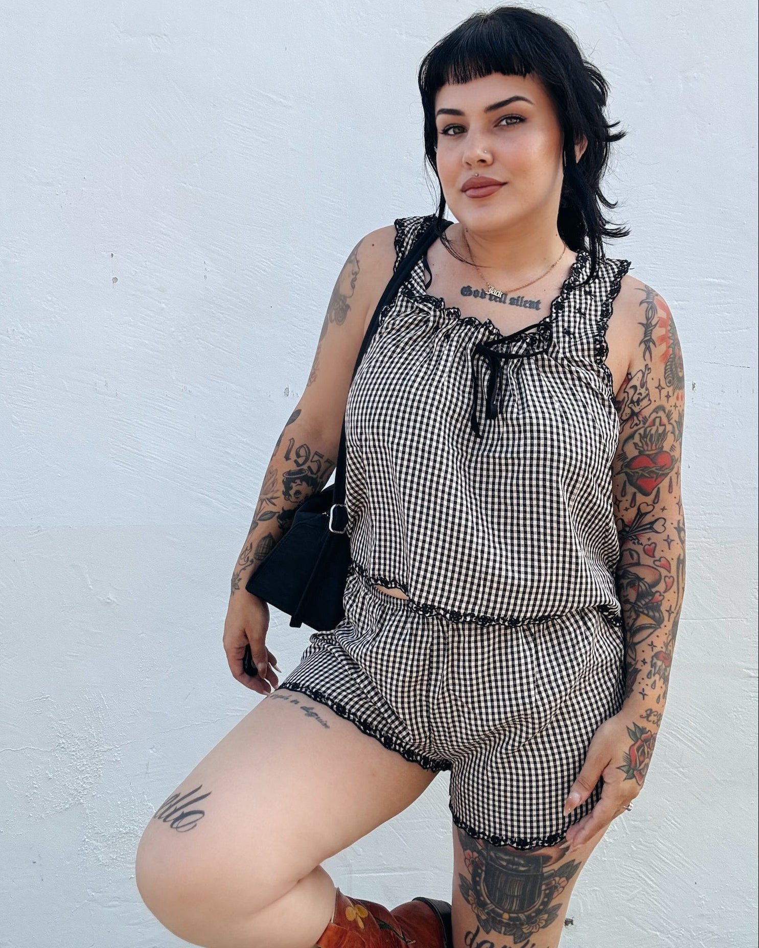 Gingham Embroidered Shorts - Black