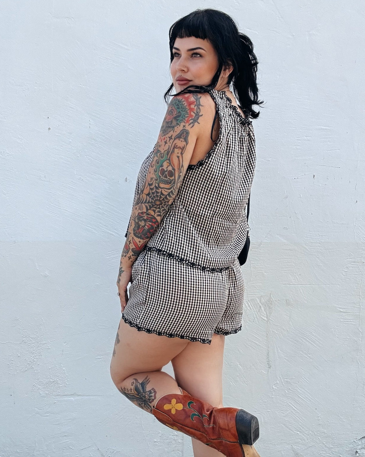 Gingham Embroidered Shorts - Black