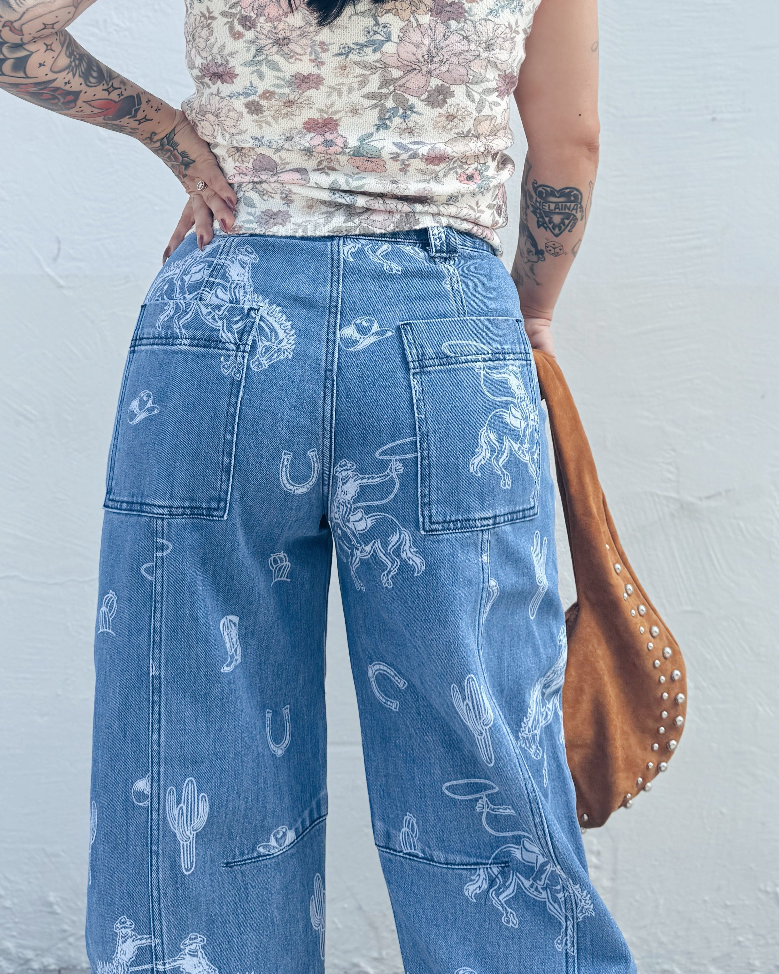 Western Barrel Jeans