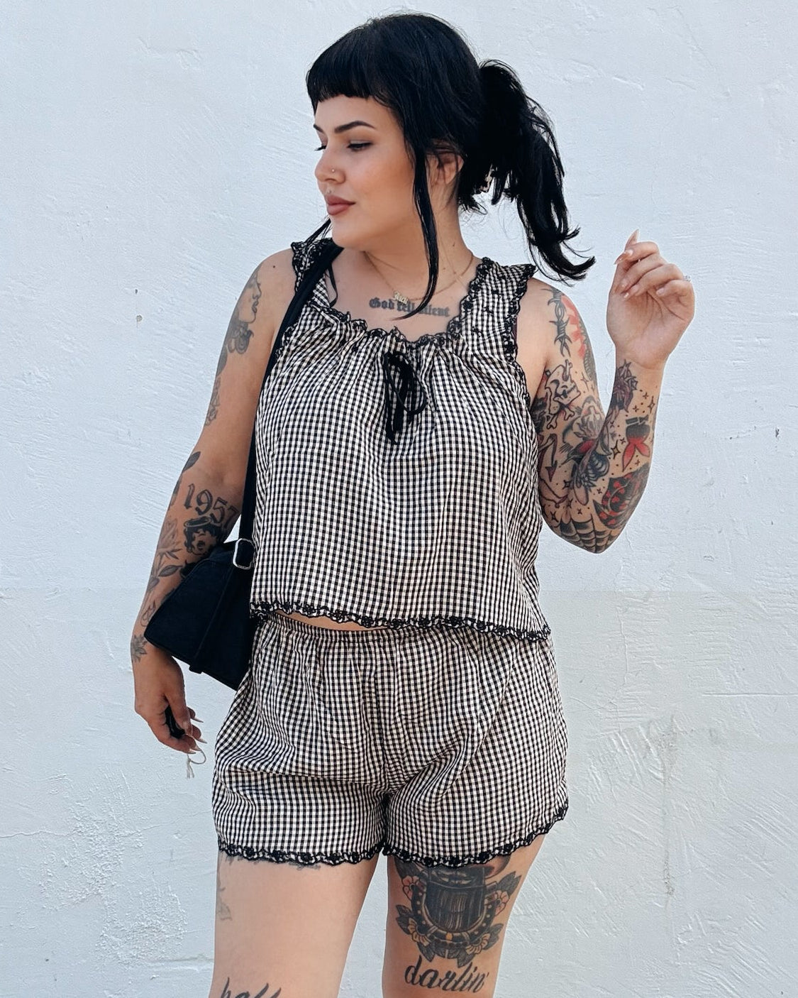 Gingham Embroidered Shorts - Black