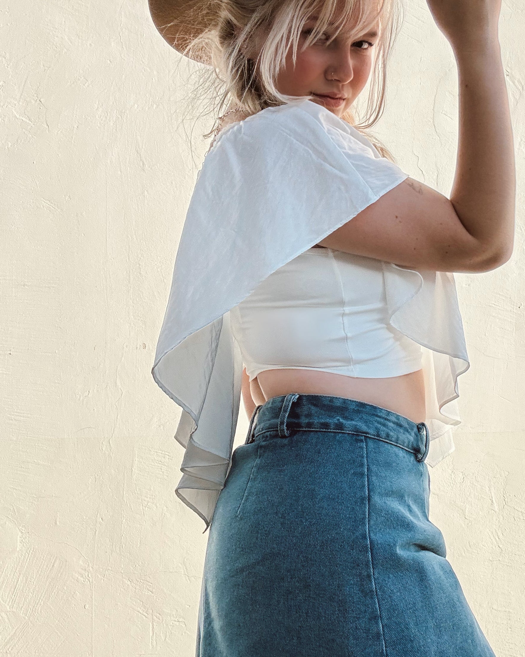 Plunge Ruffle Crop