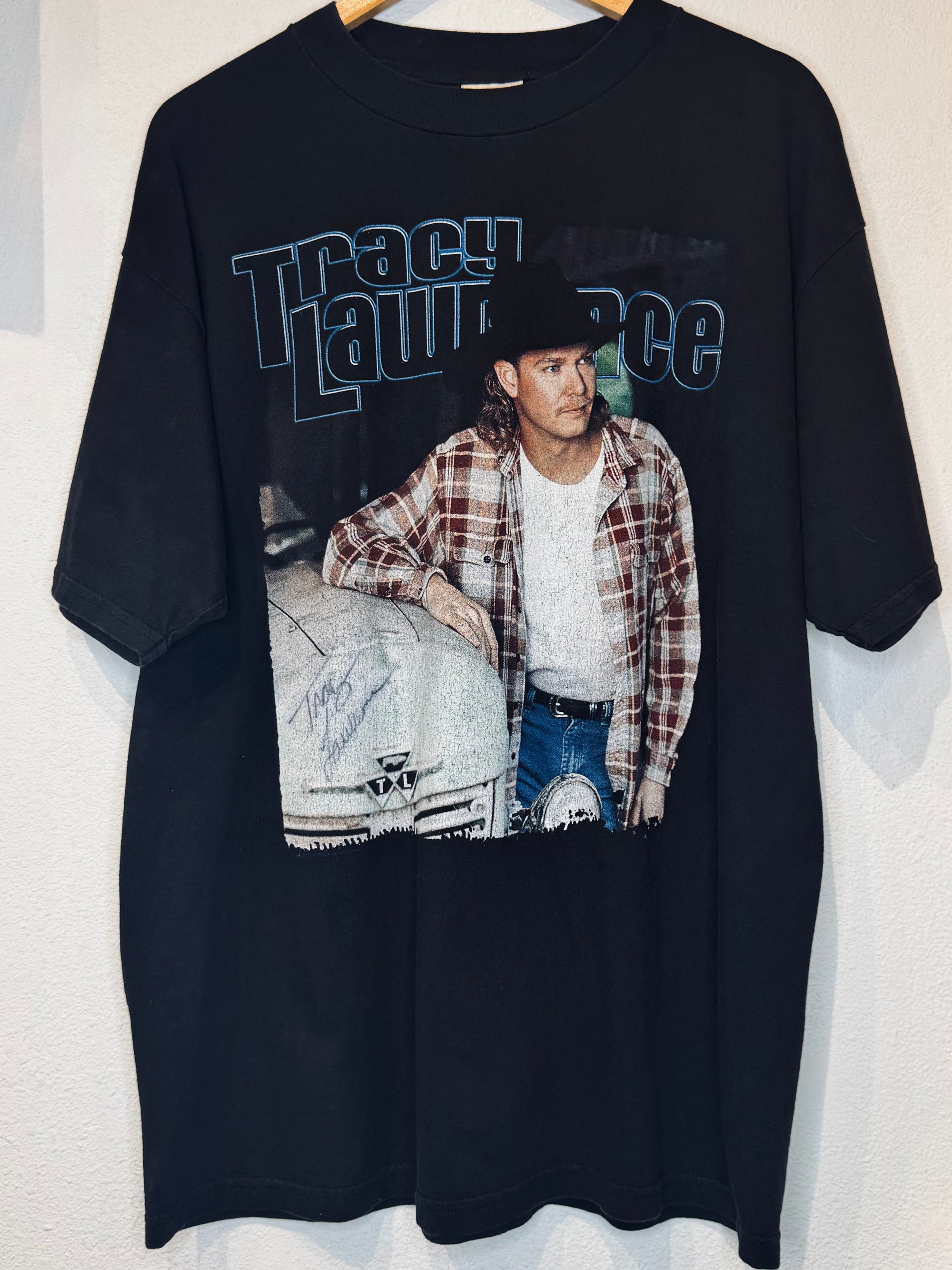 Tracy Lawrence Signature Vintage Tee