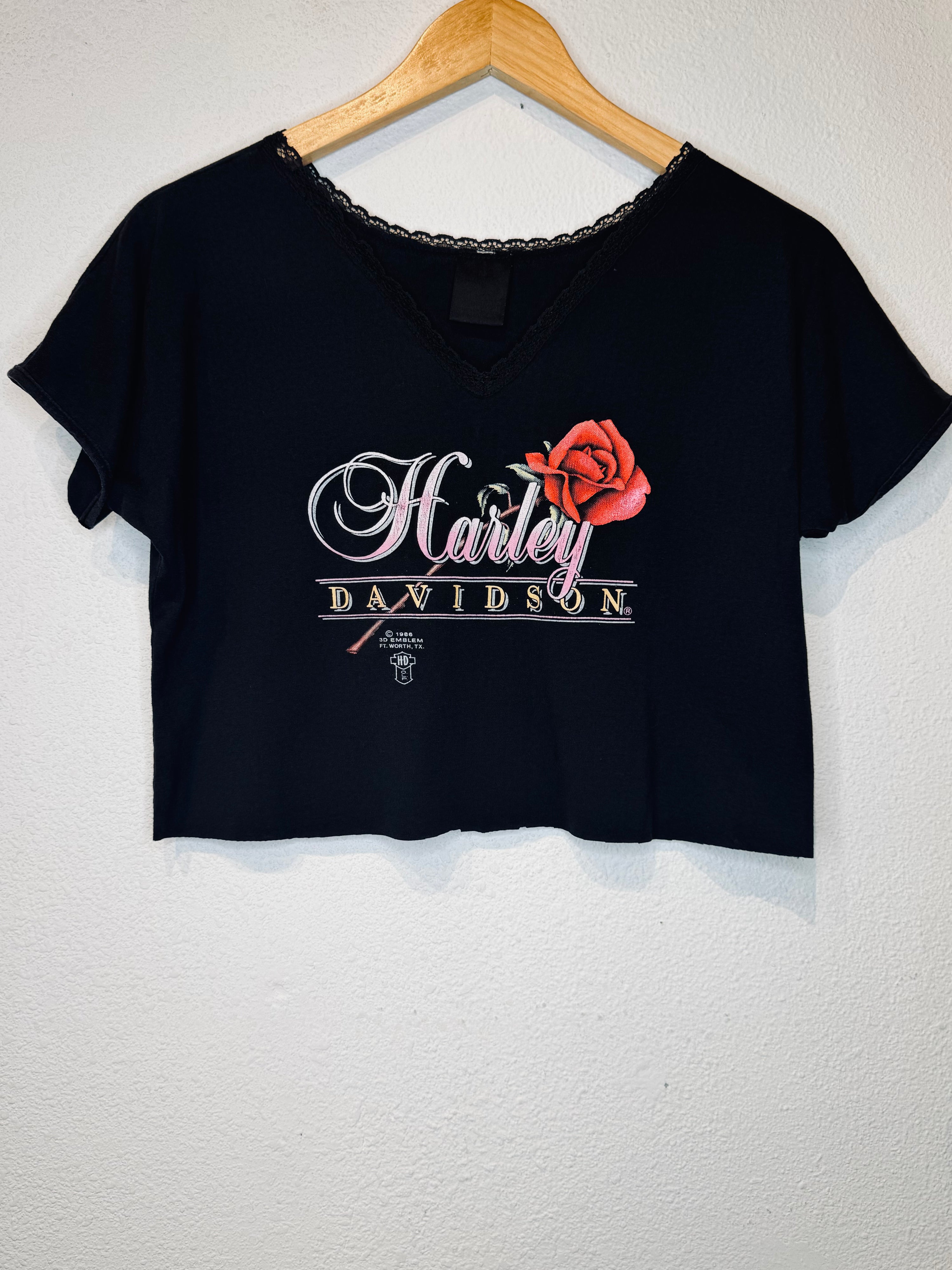 3D Emblem '86 Rose Harley Vintage Crop Tee