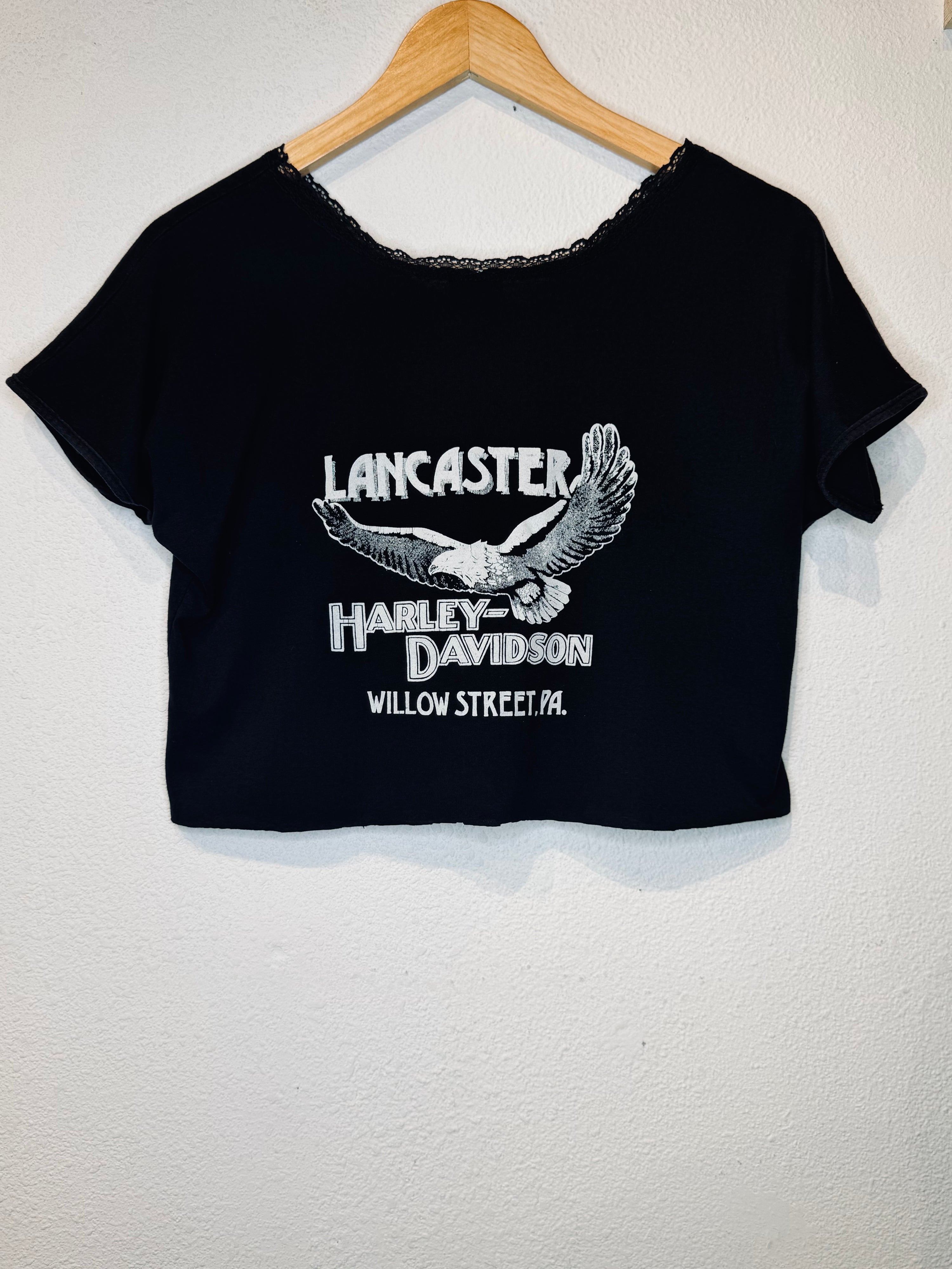 3D Emblem '86 Rose Harley Vintage Crop Tee