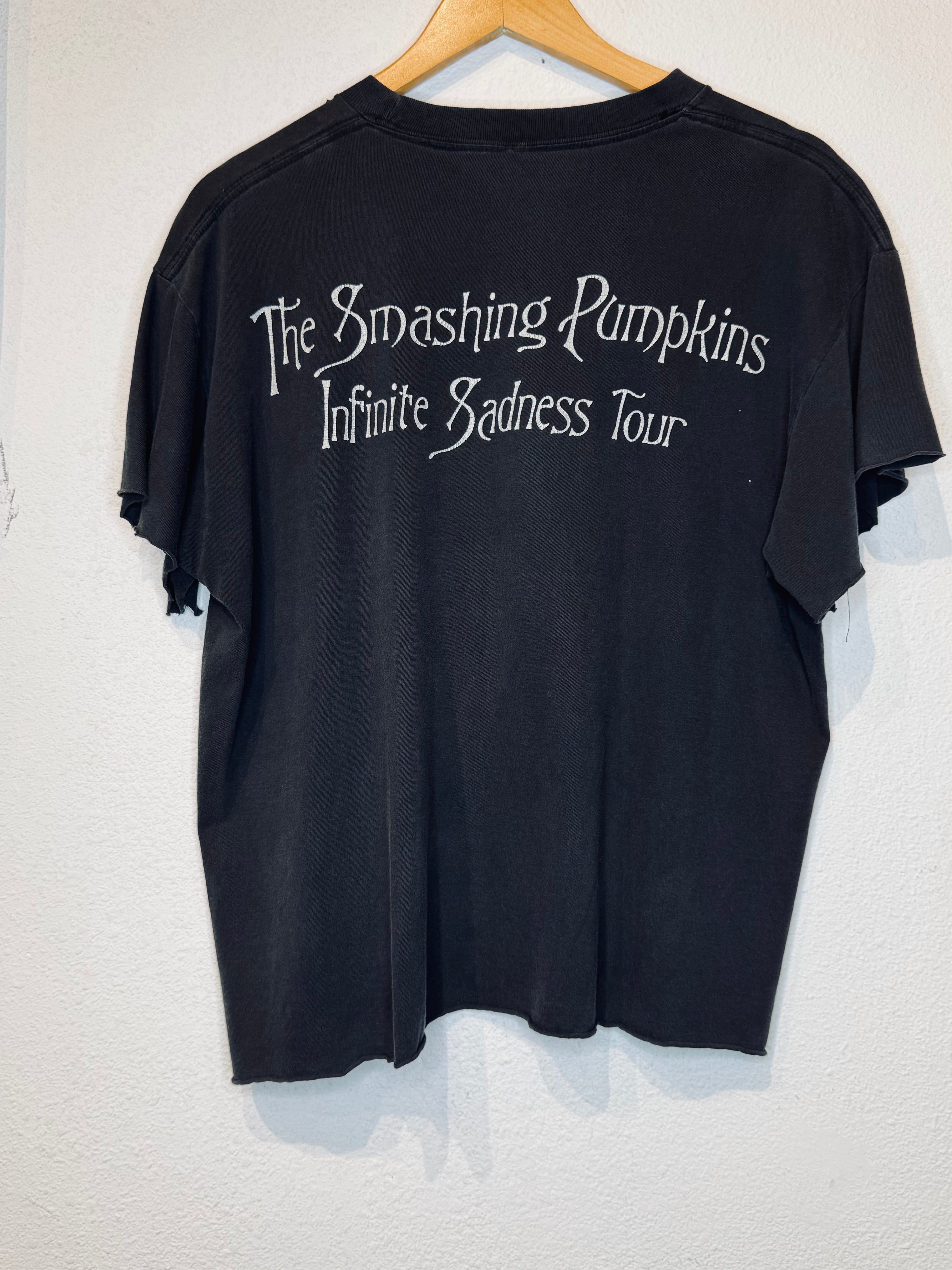 Smashing Pumpkins '96 World is a Vampire Vintage Tee