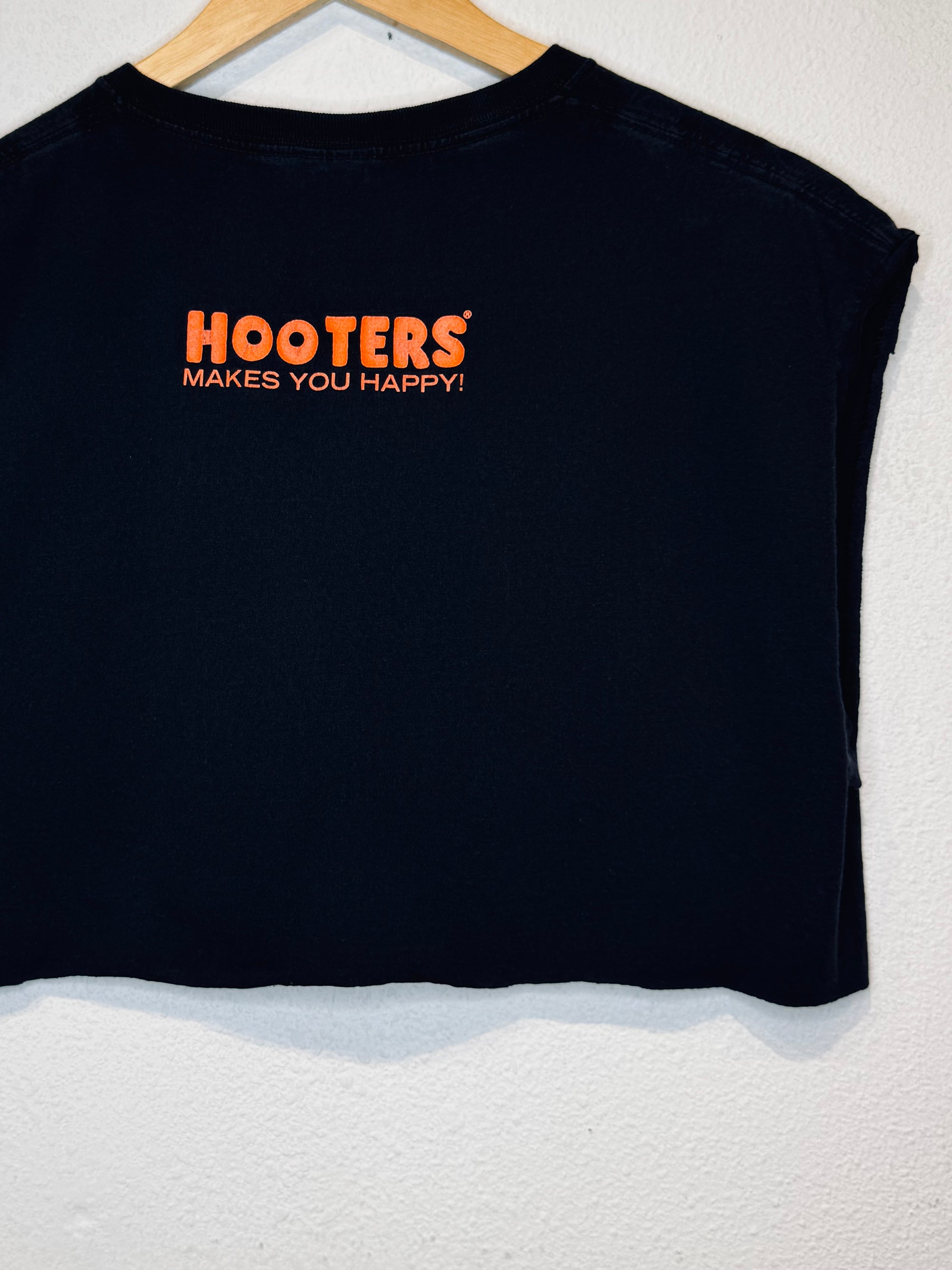 Hooters Springfield Vintage Crop Tank