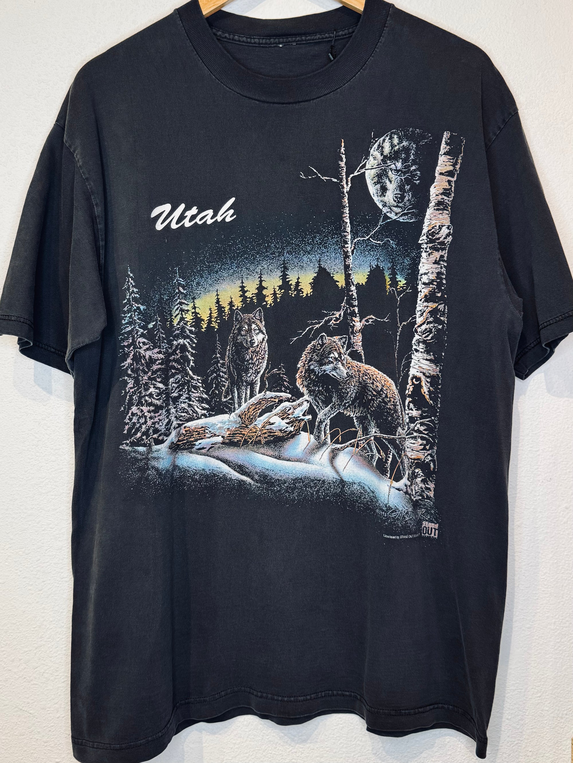 Utah Wolf Vintage Tee