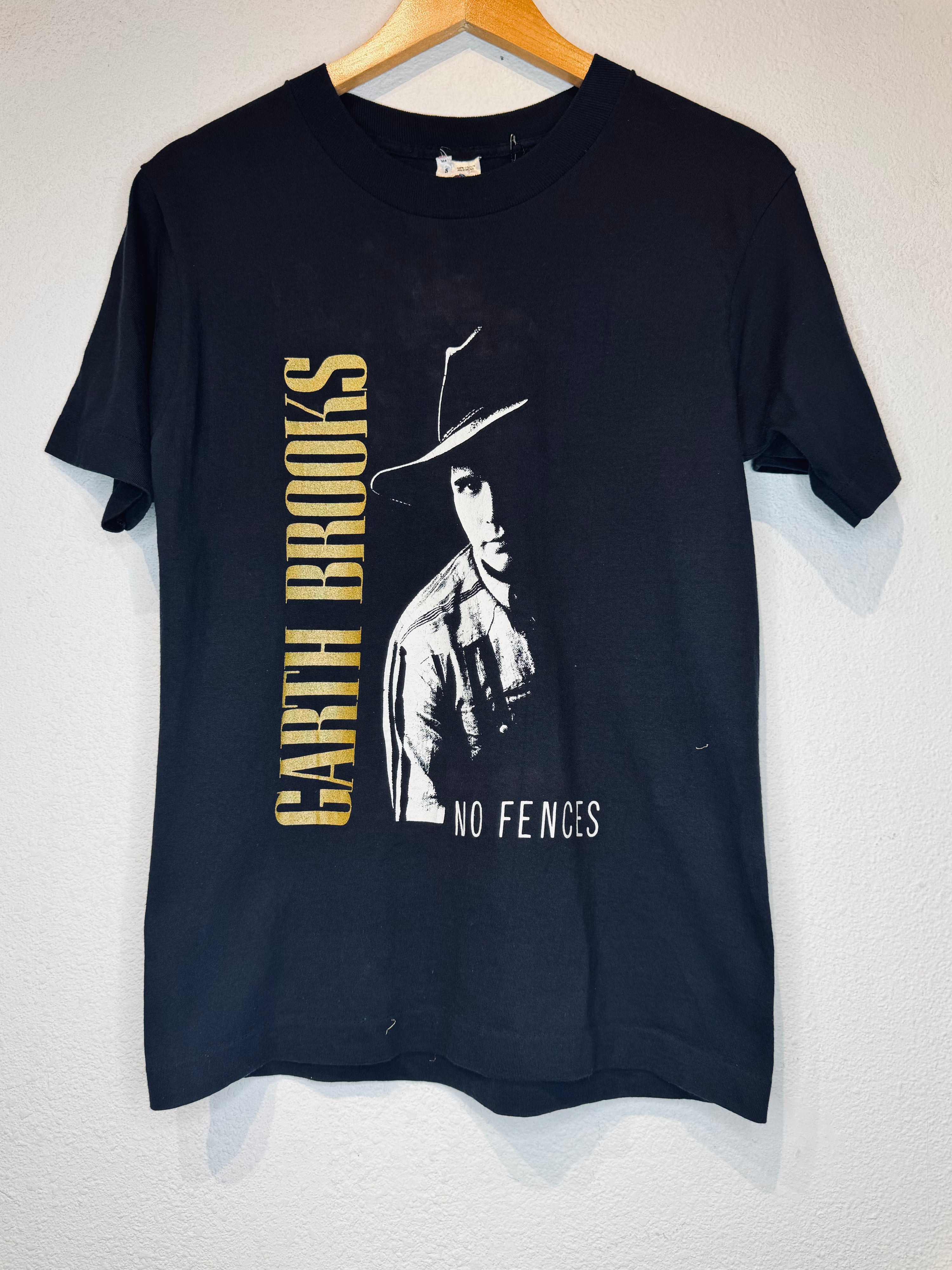 Garth Brooks No Fences Vintage Tee