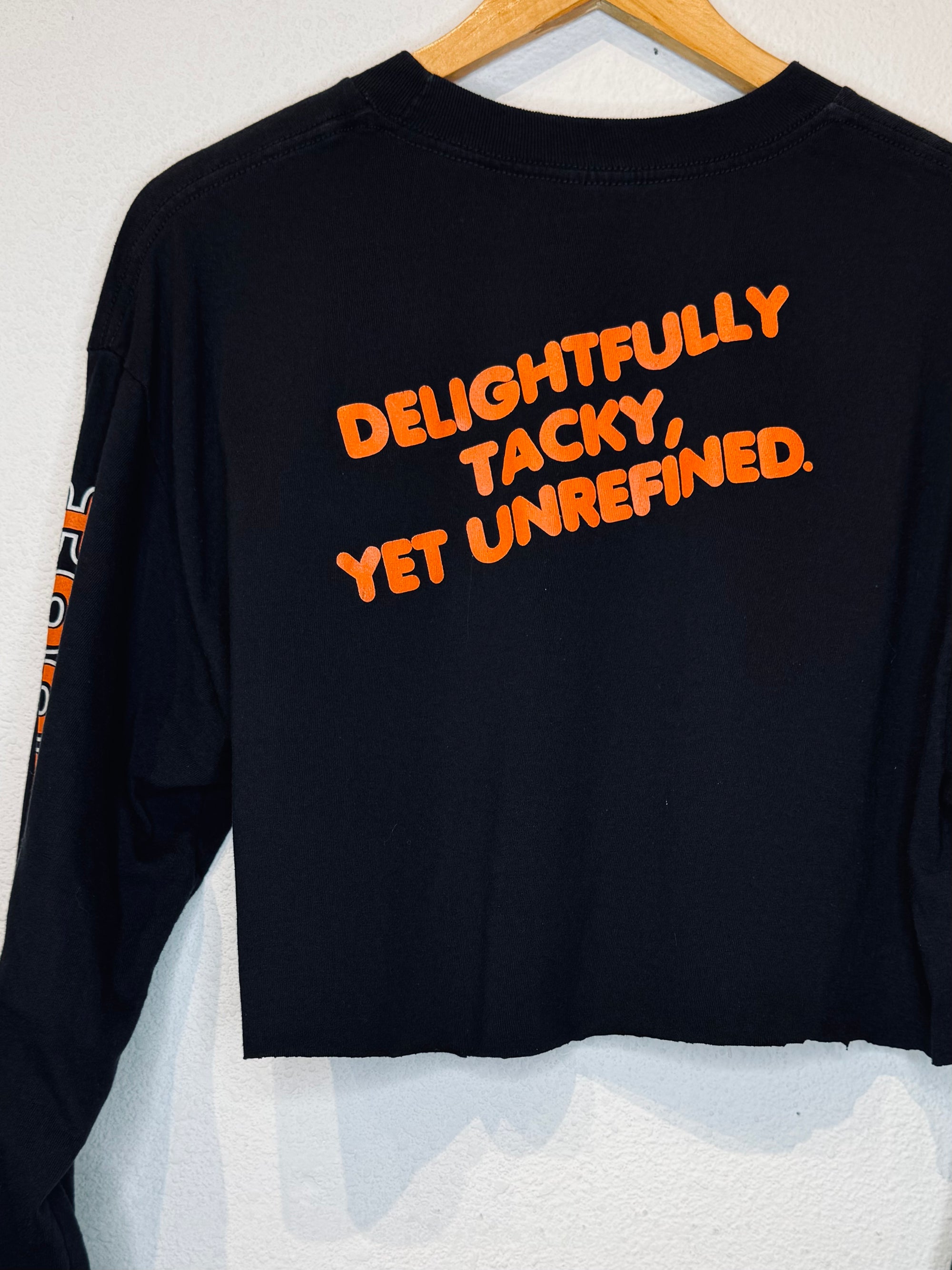 Hooters Vegas Vintage Crop Long Sleeve