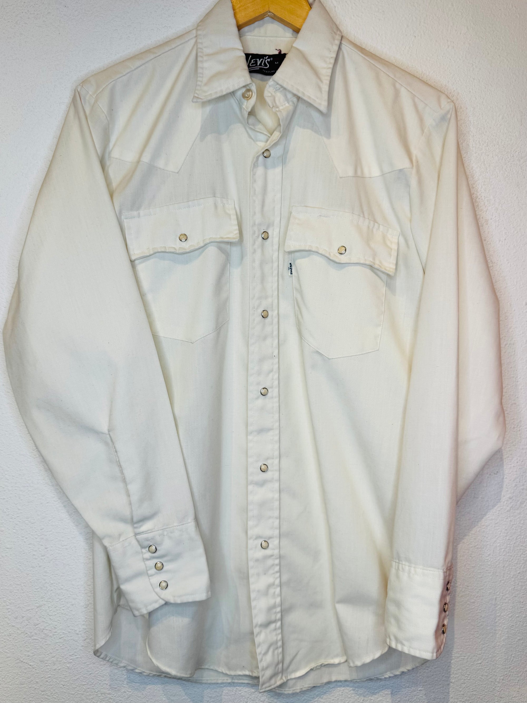 Levis Vintage Pearl Snap