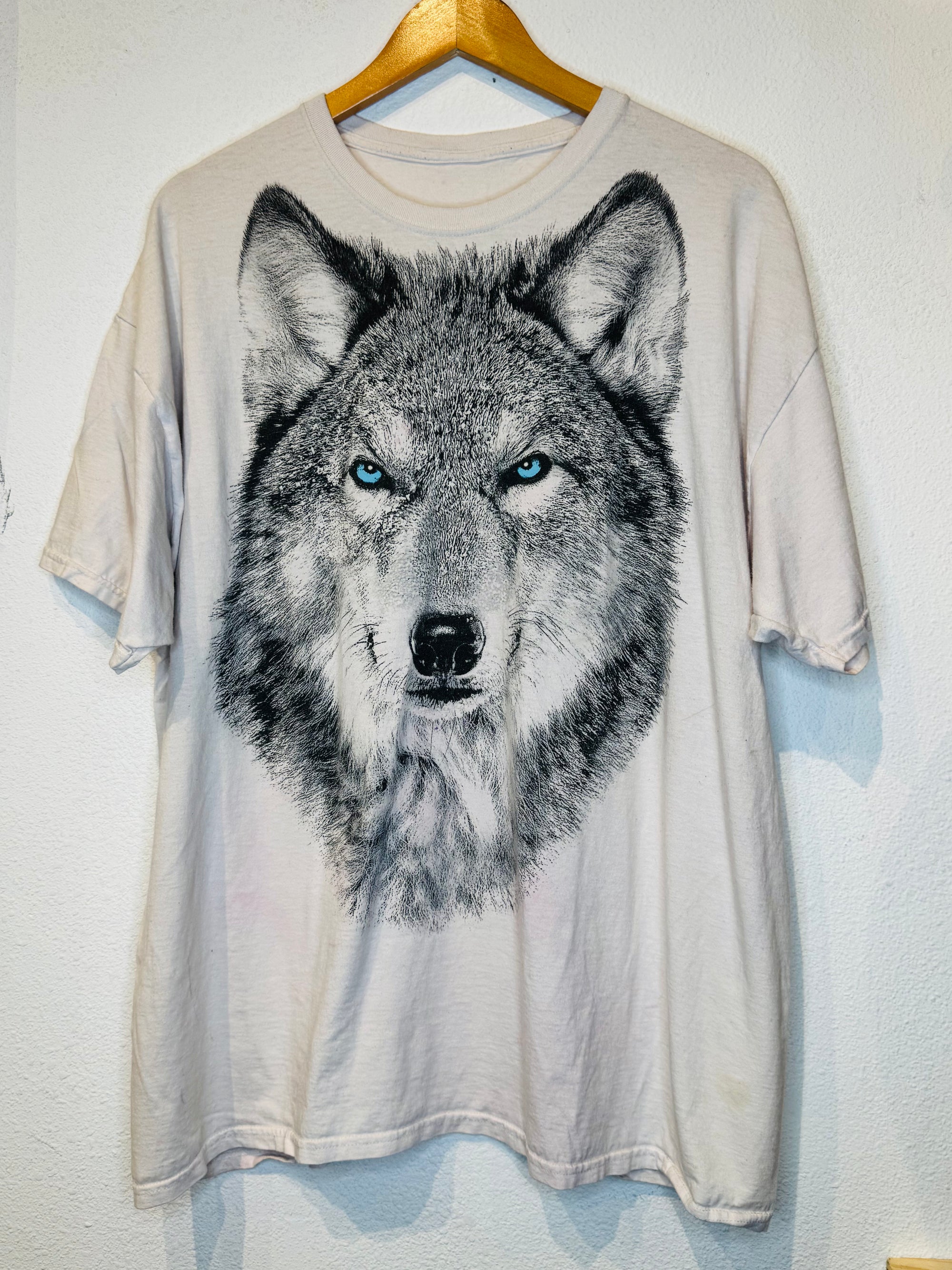 Blue Eye Wolf Vintage Tee