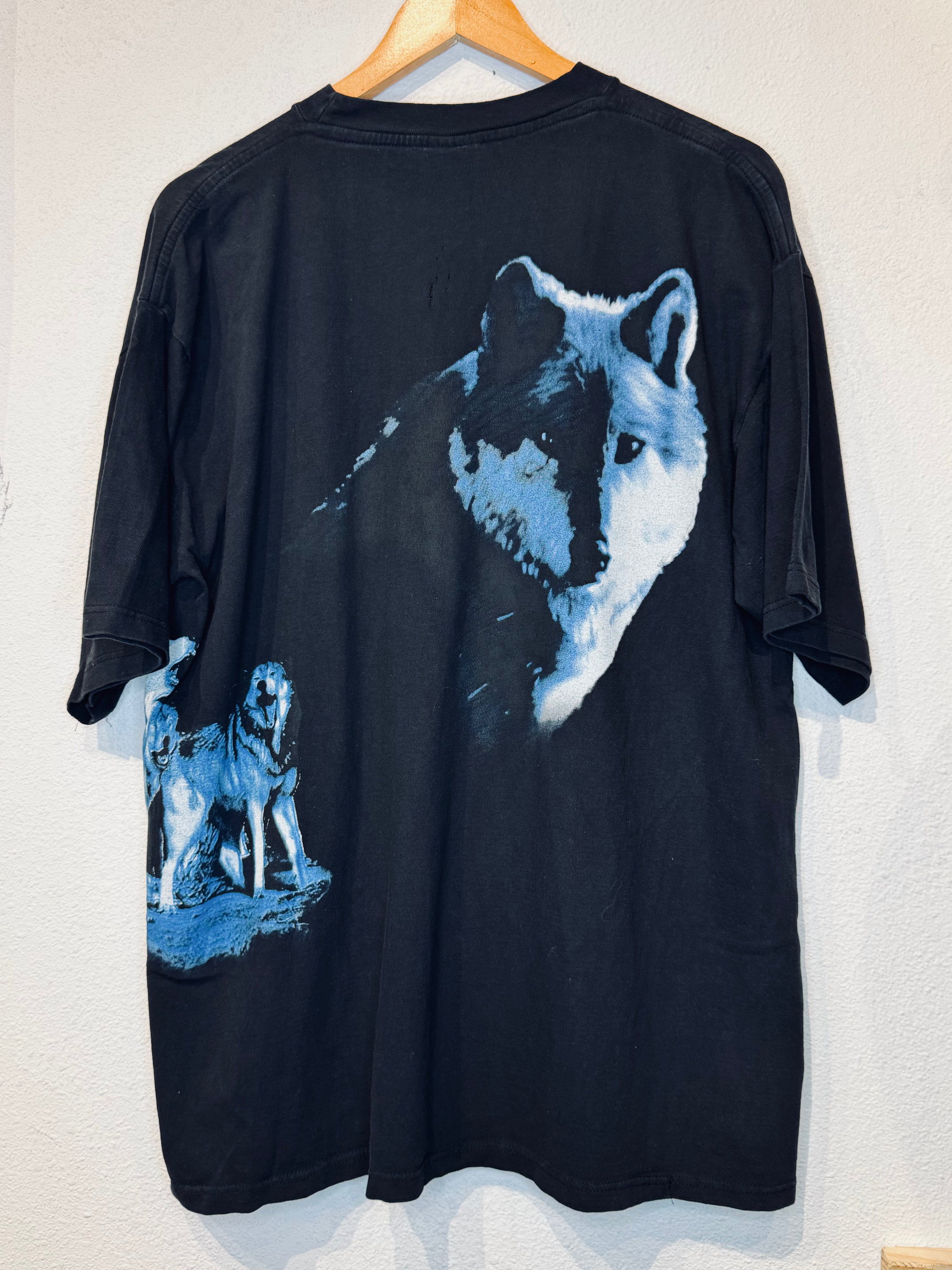 Roaring Wolf Vintage Tee