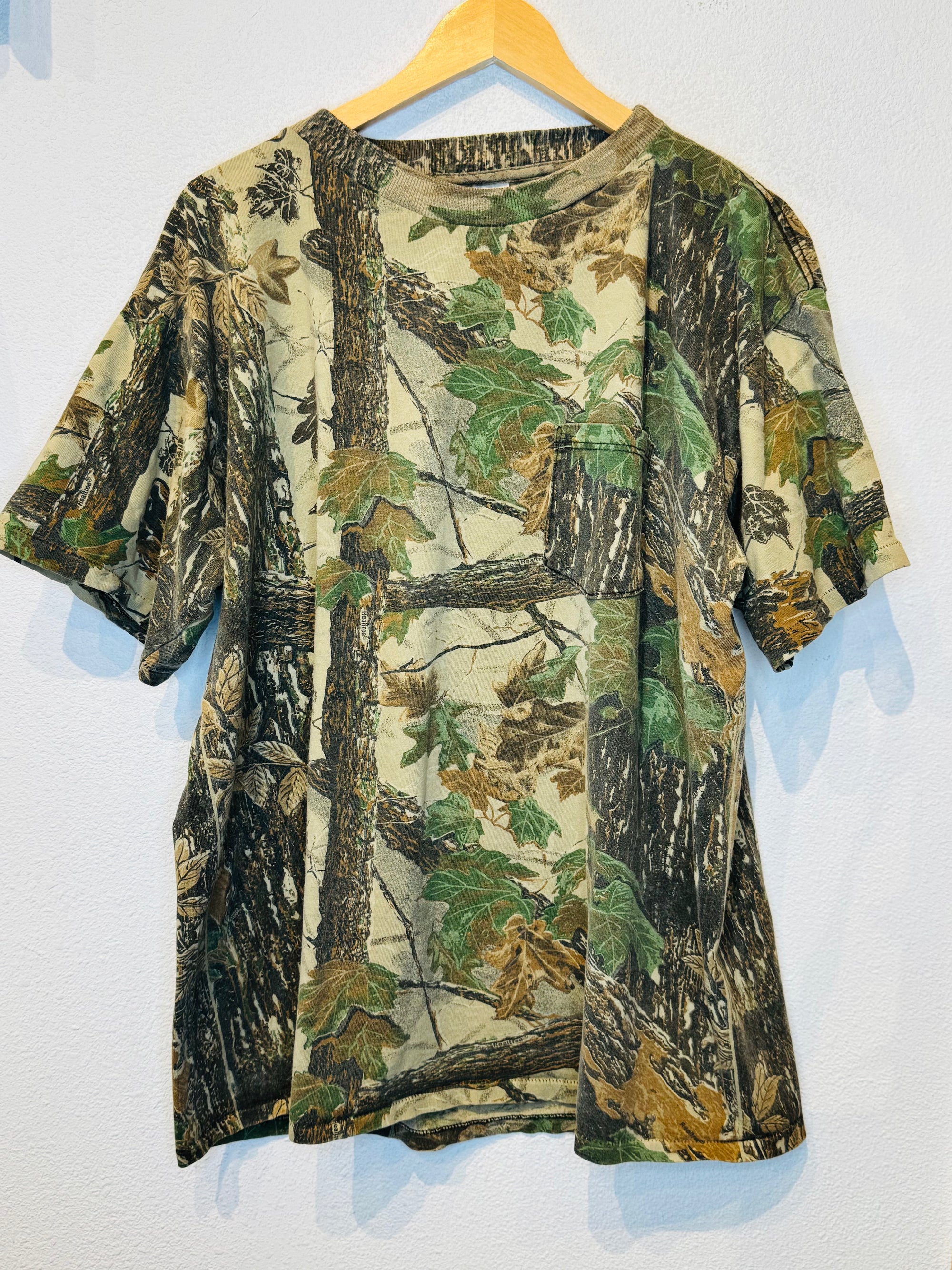 Realtree Pocket Vintage Tee