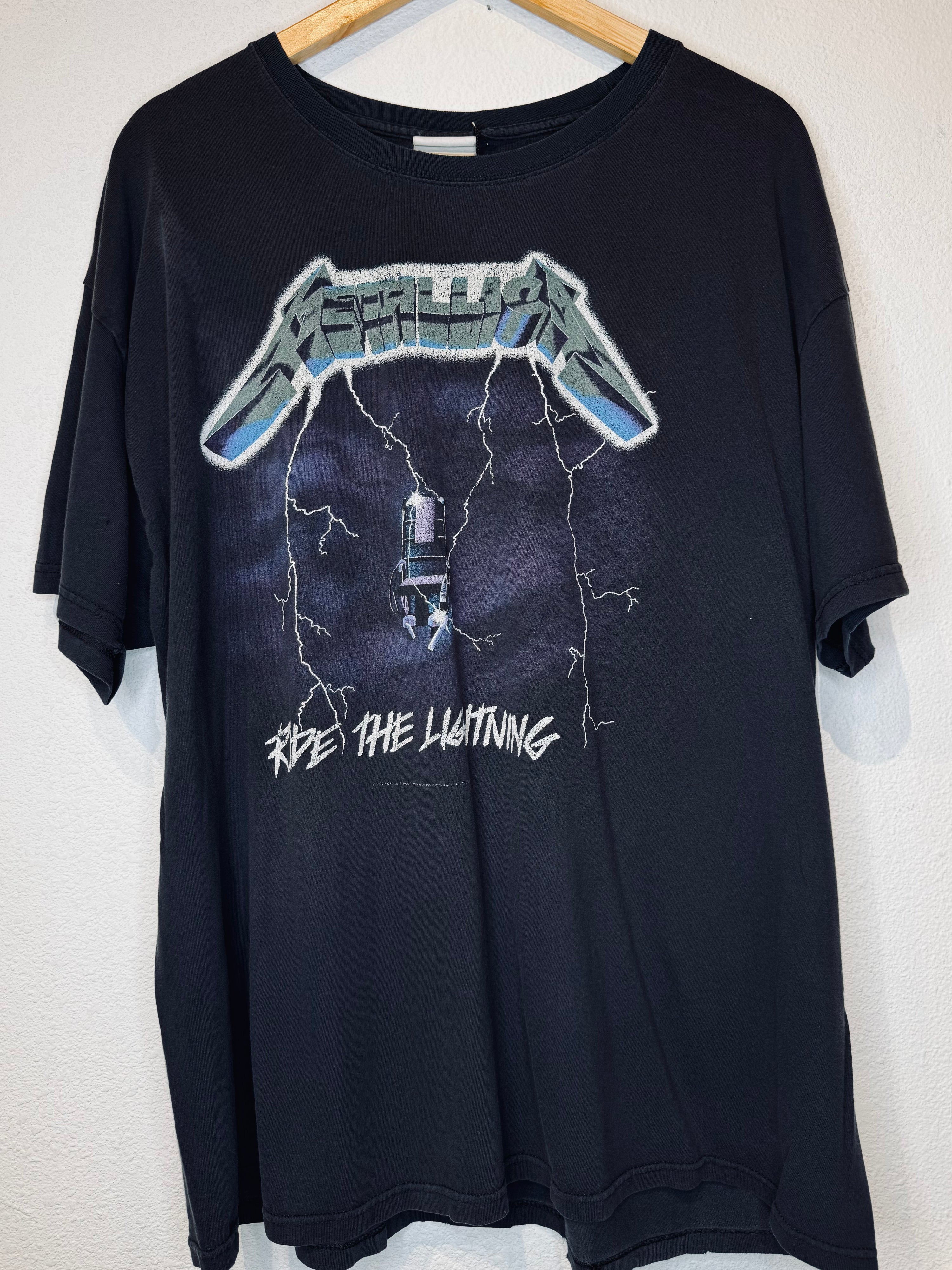 Metallica Ride the Lightning Vintage Tee