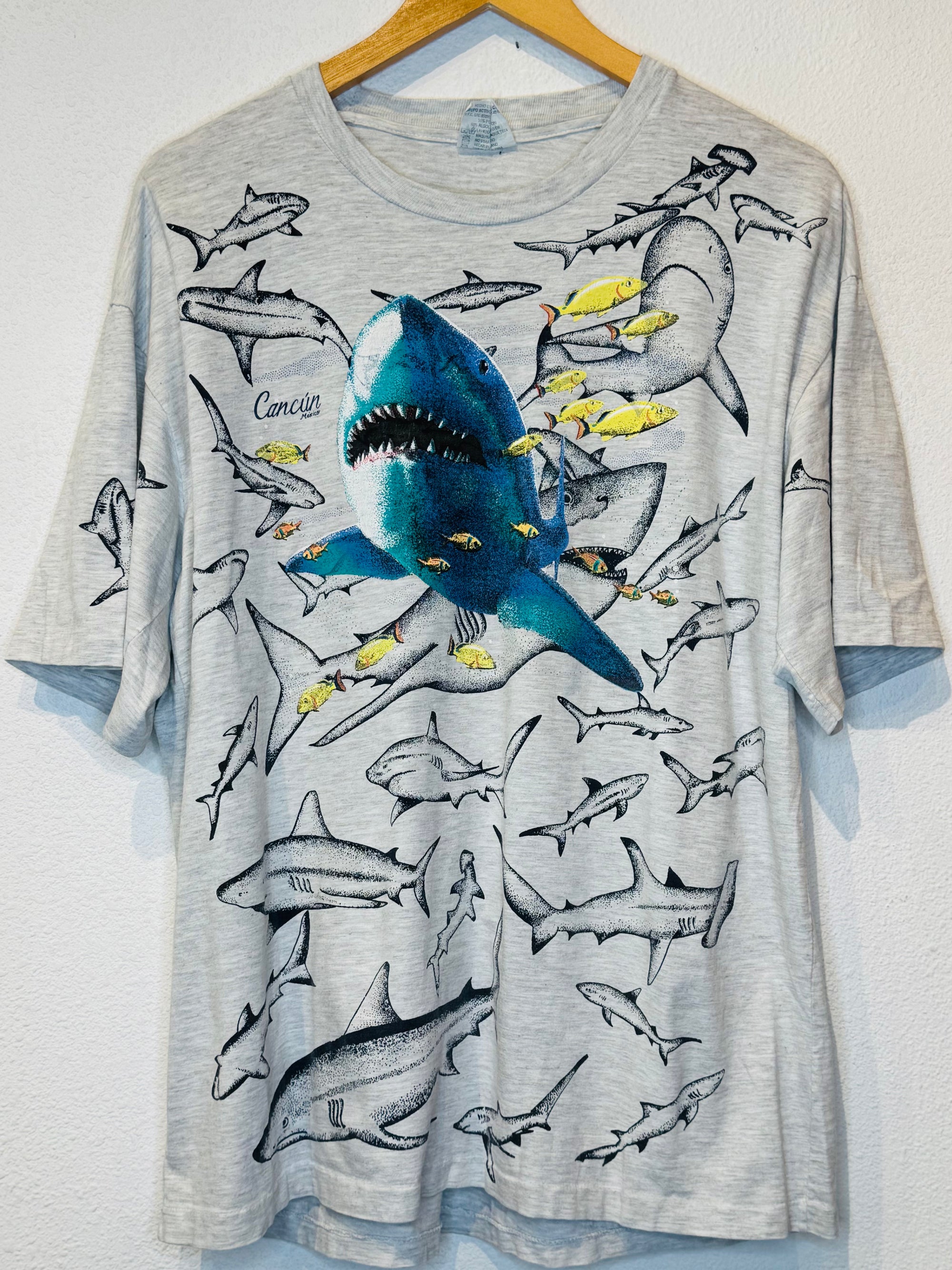 Cancun Shark Vintage Tee - Burnout