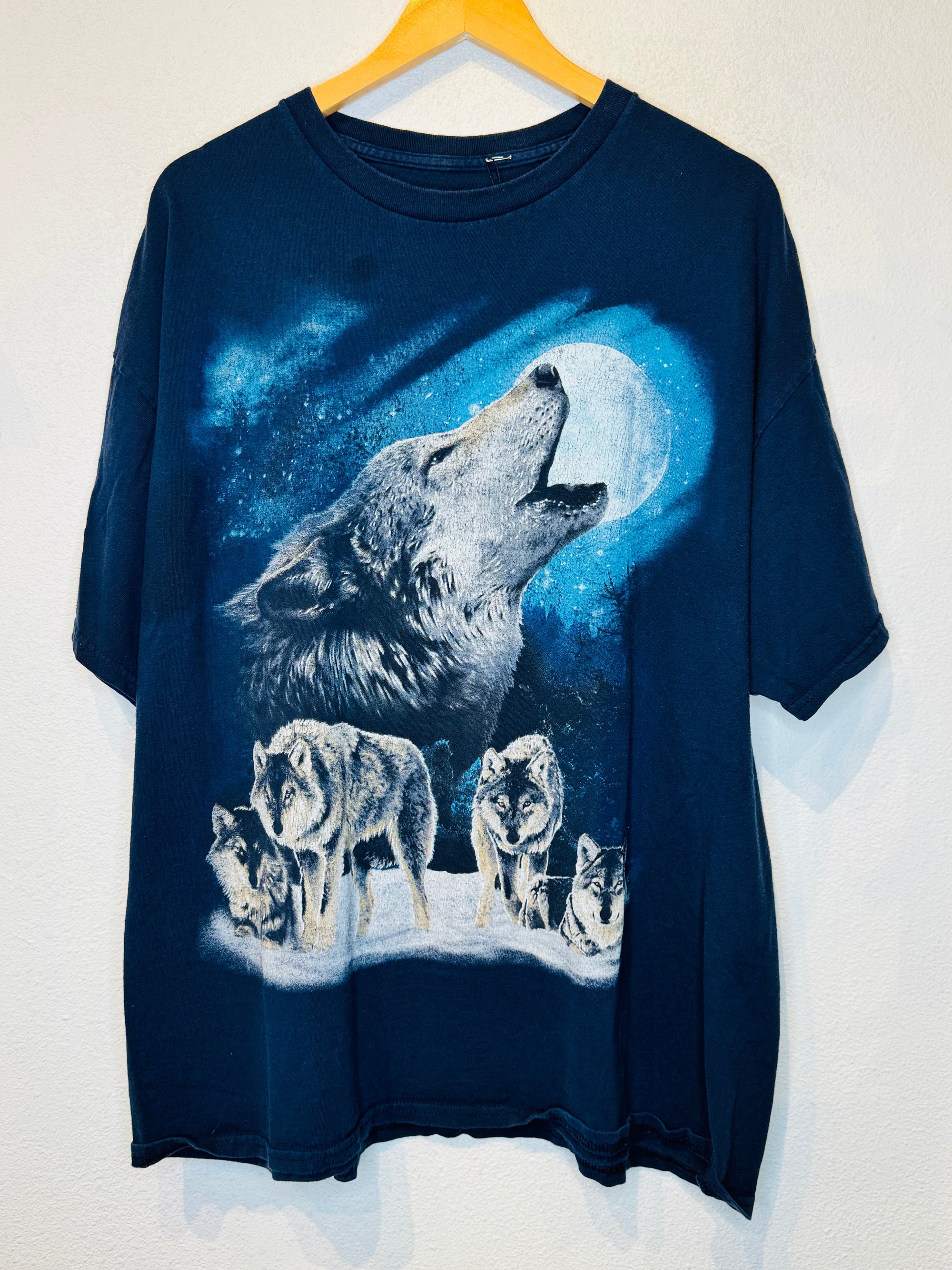 Wolf Moon Vintage Tee