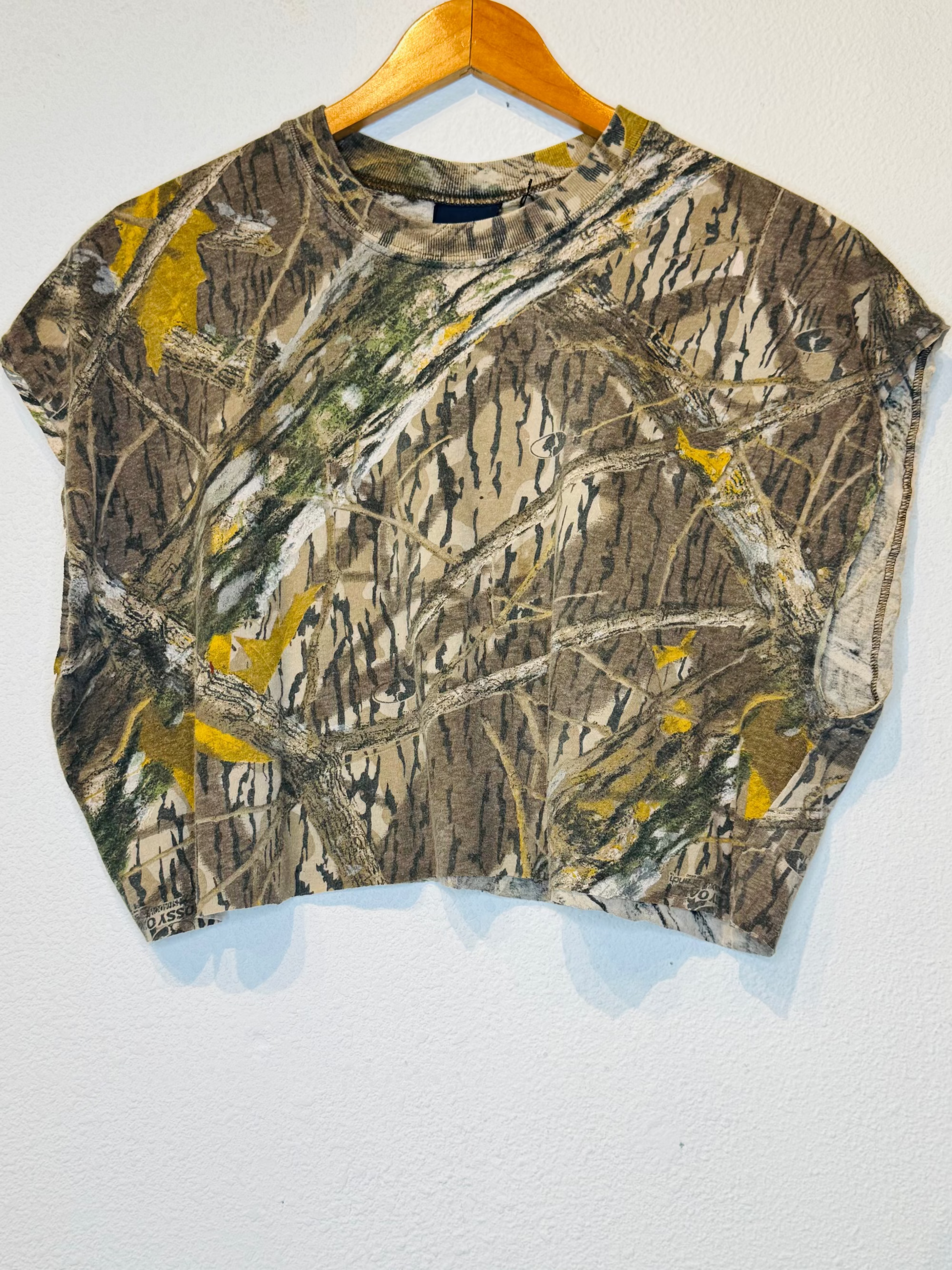 Shadow Branch Mossy Oak Vintage Crop Tank