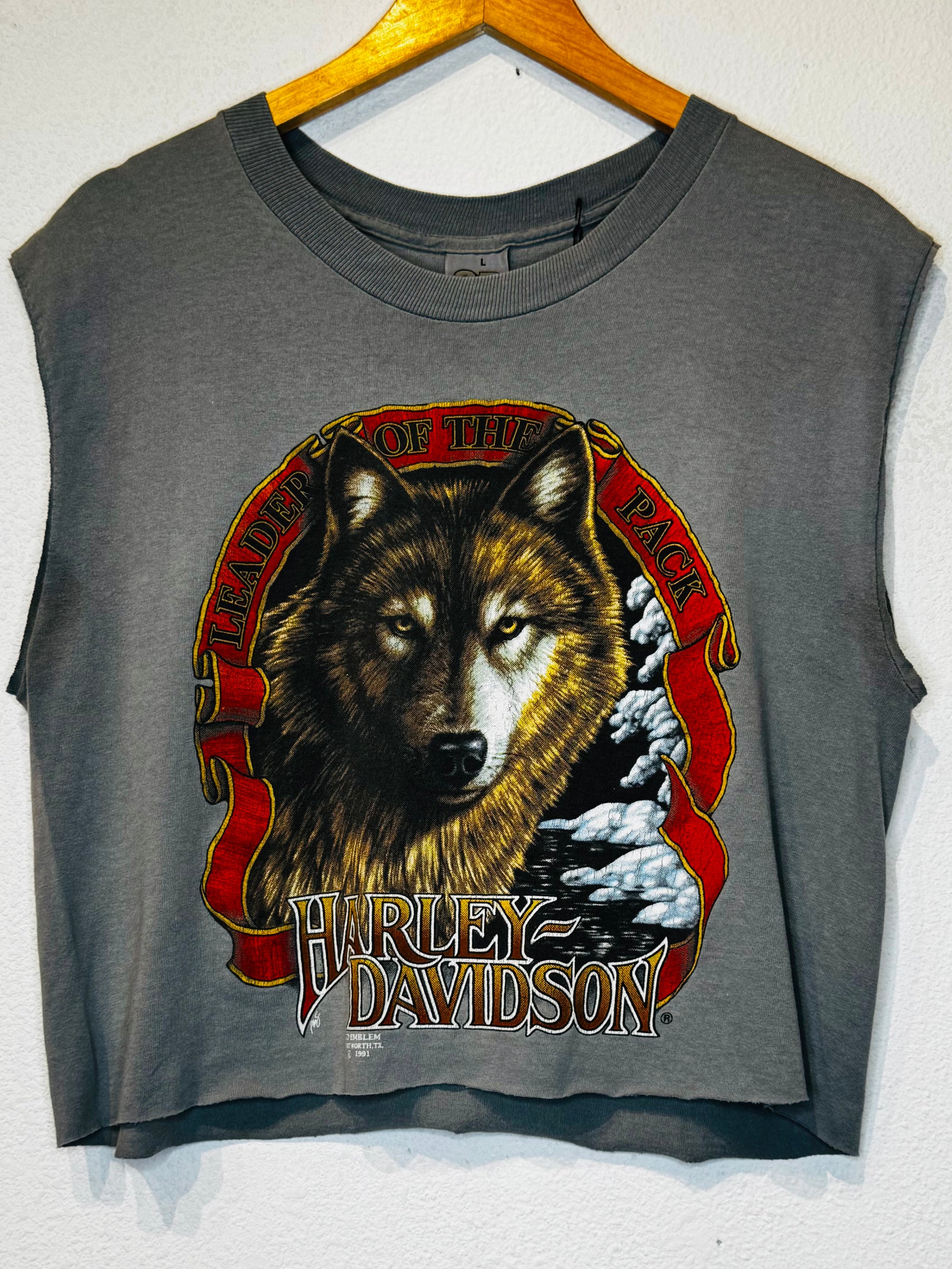 3D Emblem Wolf Harley Vintage Crop Tank