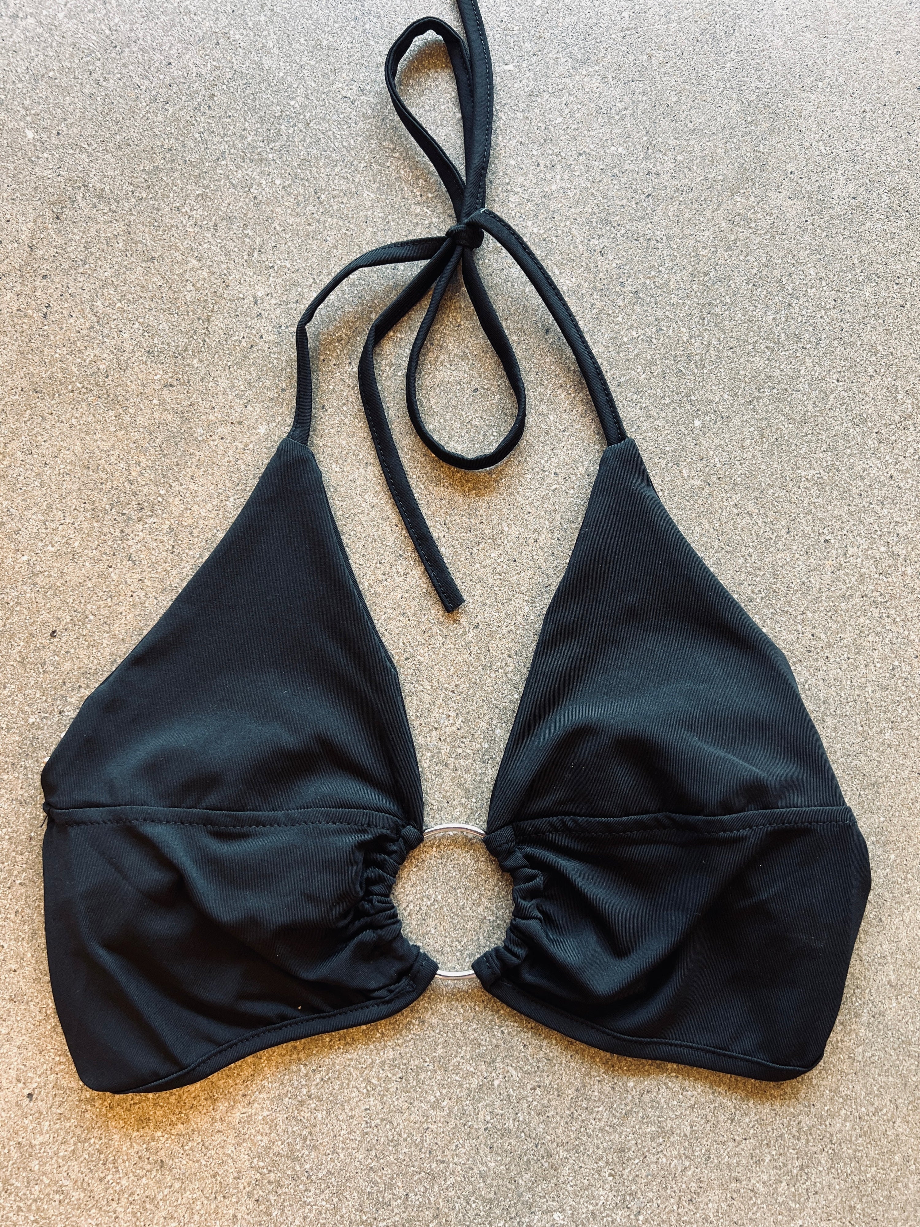 Ring Halter - Black - Burnout