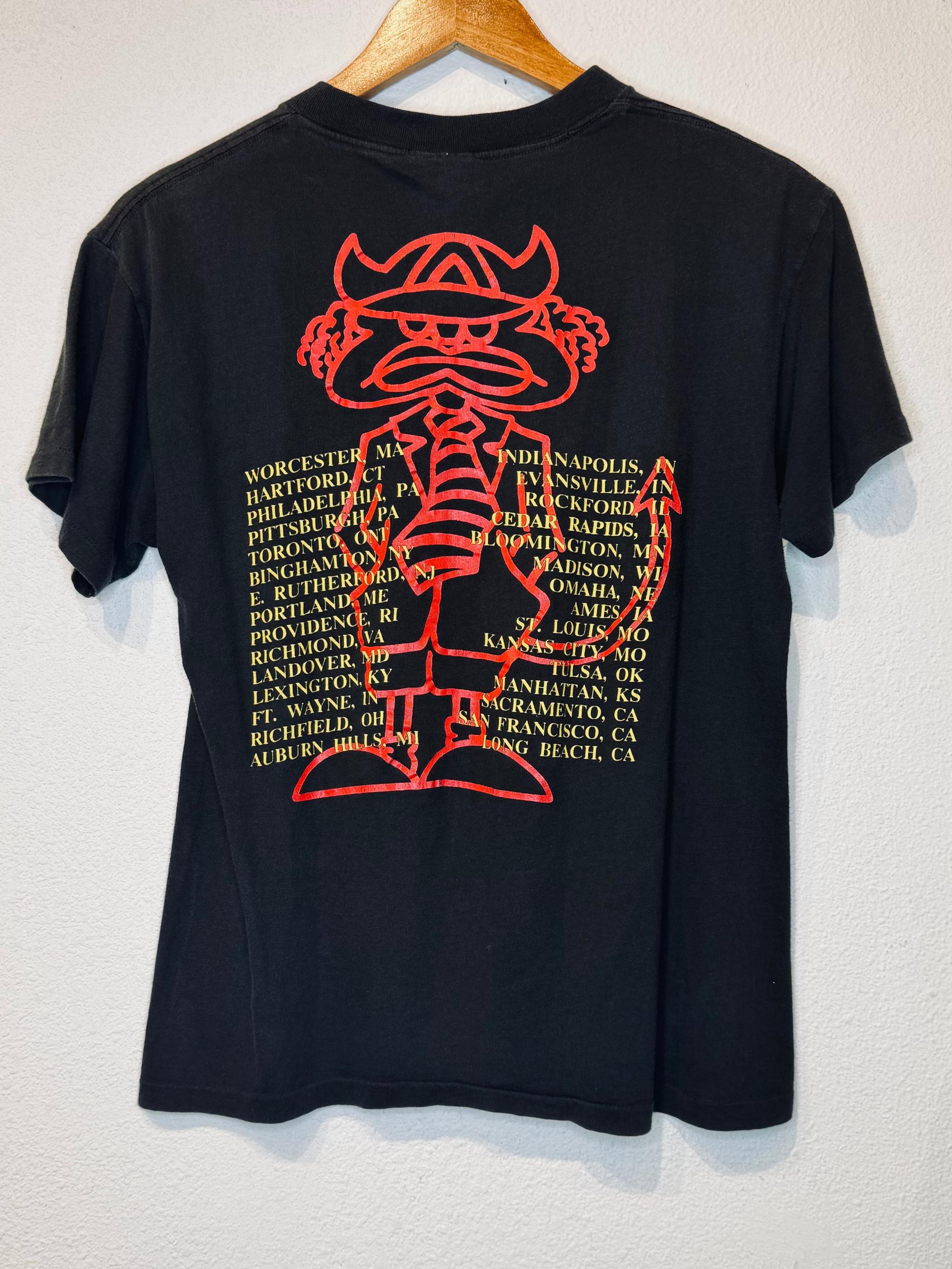 ACDC Razors Edge Vintage Tee