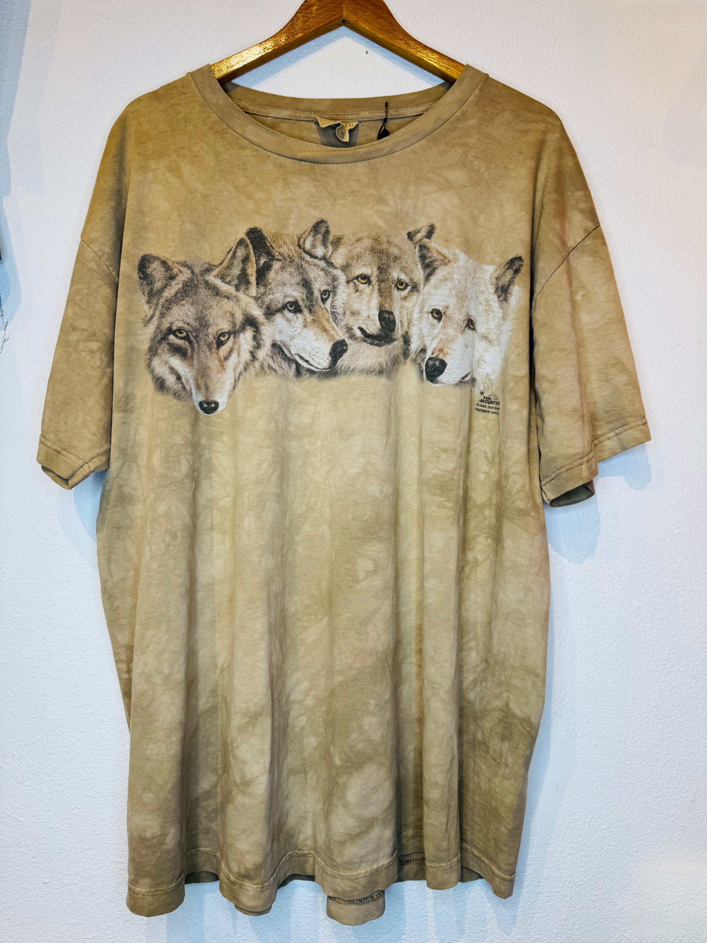 The Mountain Wolves Vintage Tee