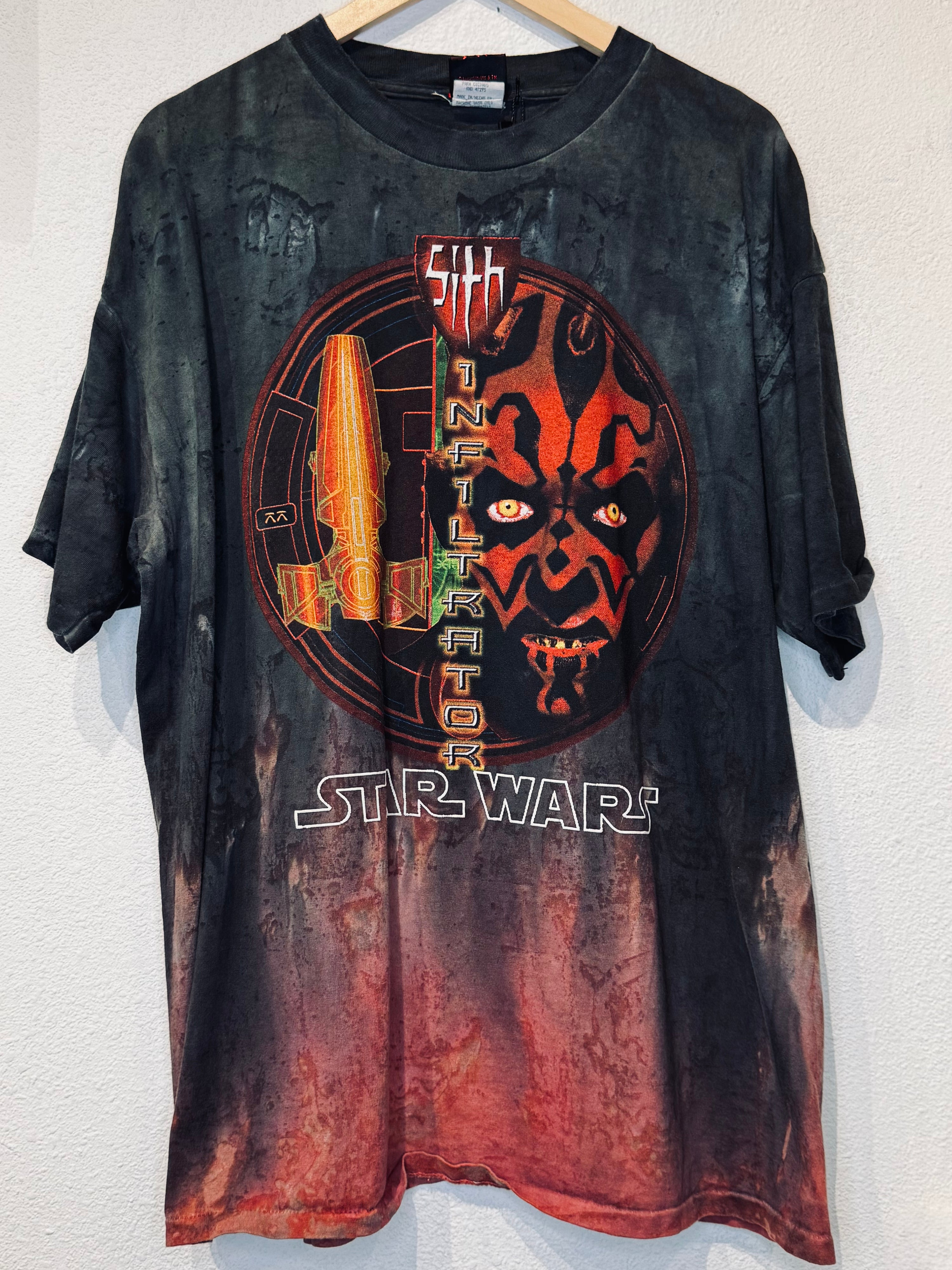 Star Wars Sith Infiltrator Vintage Tee