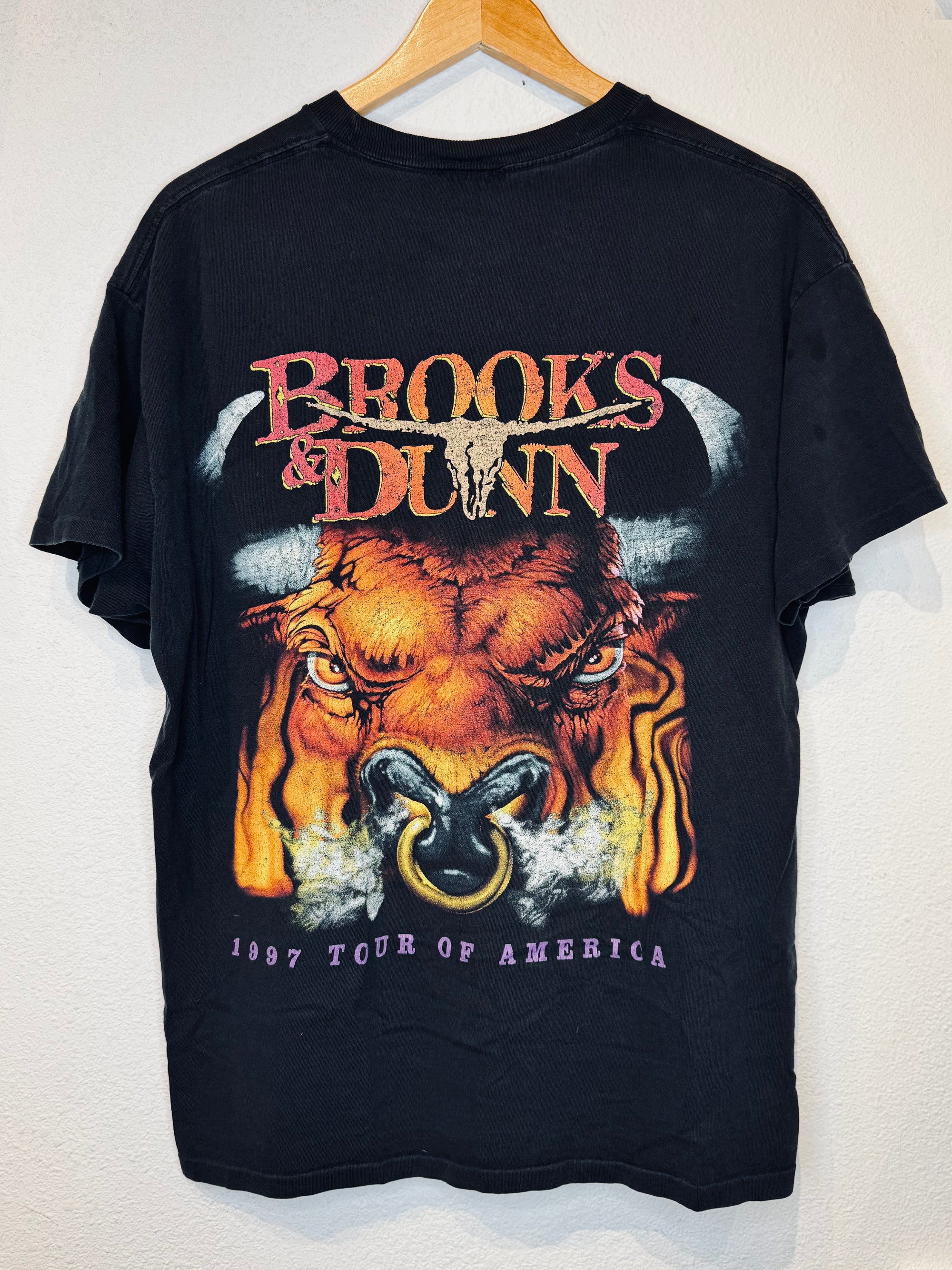 Brooks and Dunn '97 Vintage Tee
