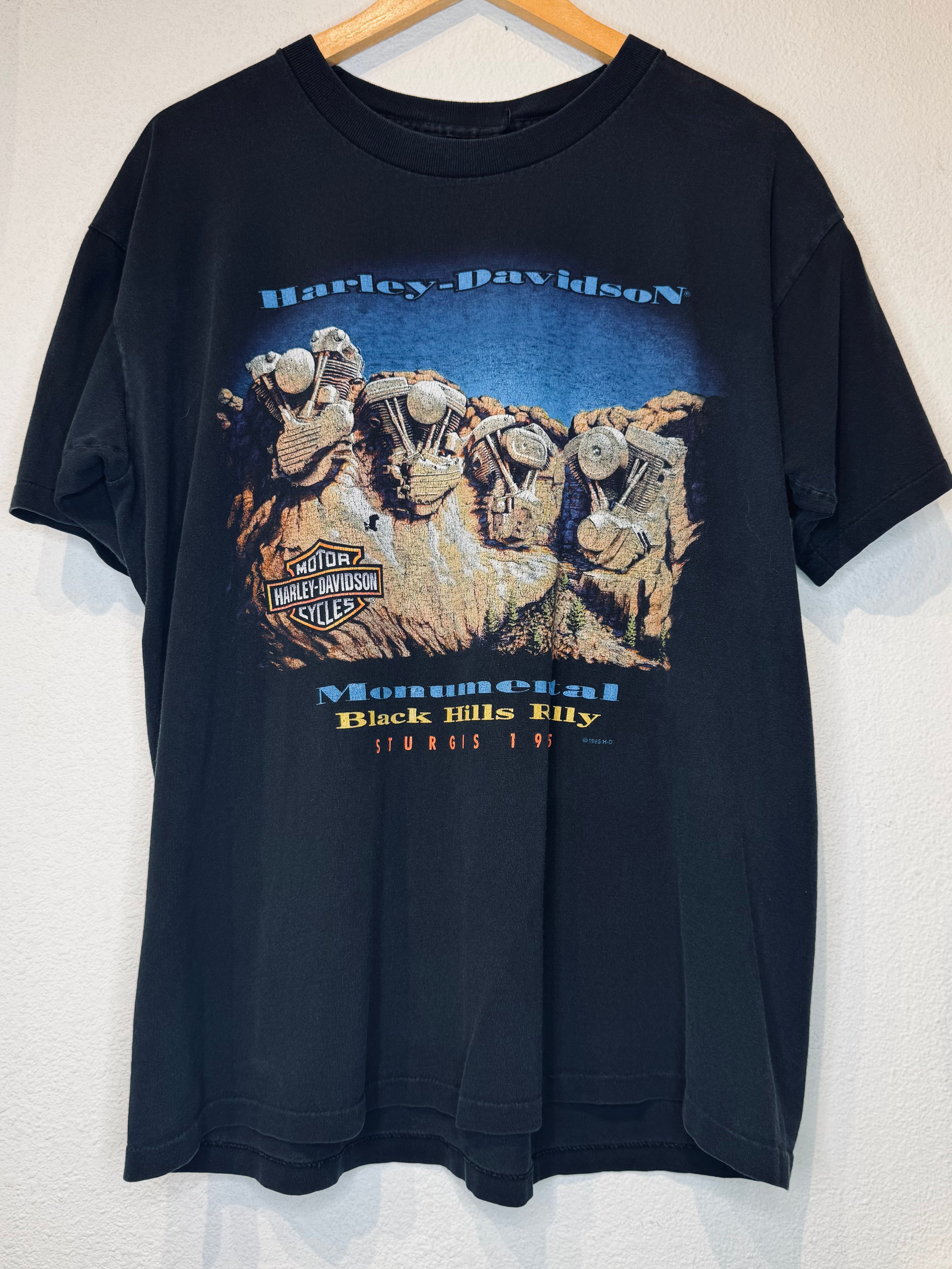 Monumental Sturgis '95 Harley Vintage Tee