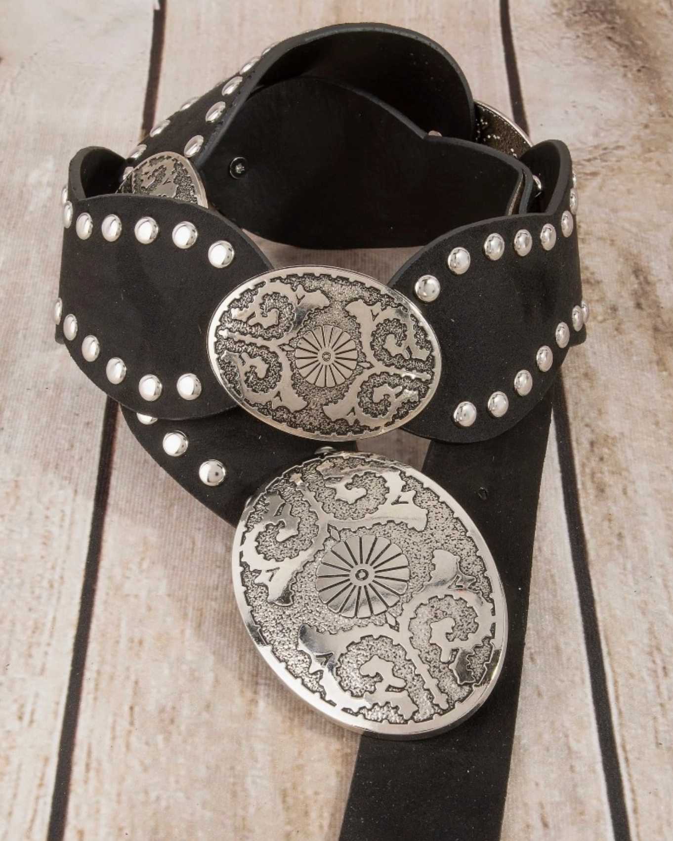 Studded Western Oval Flower Concho Belt