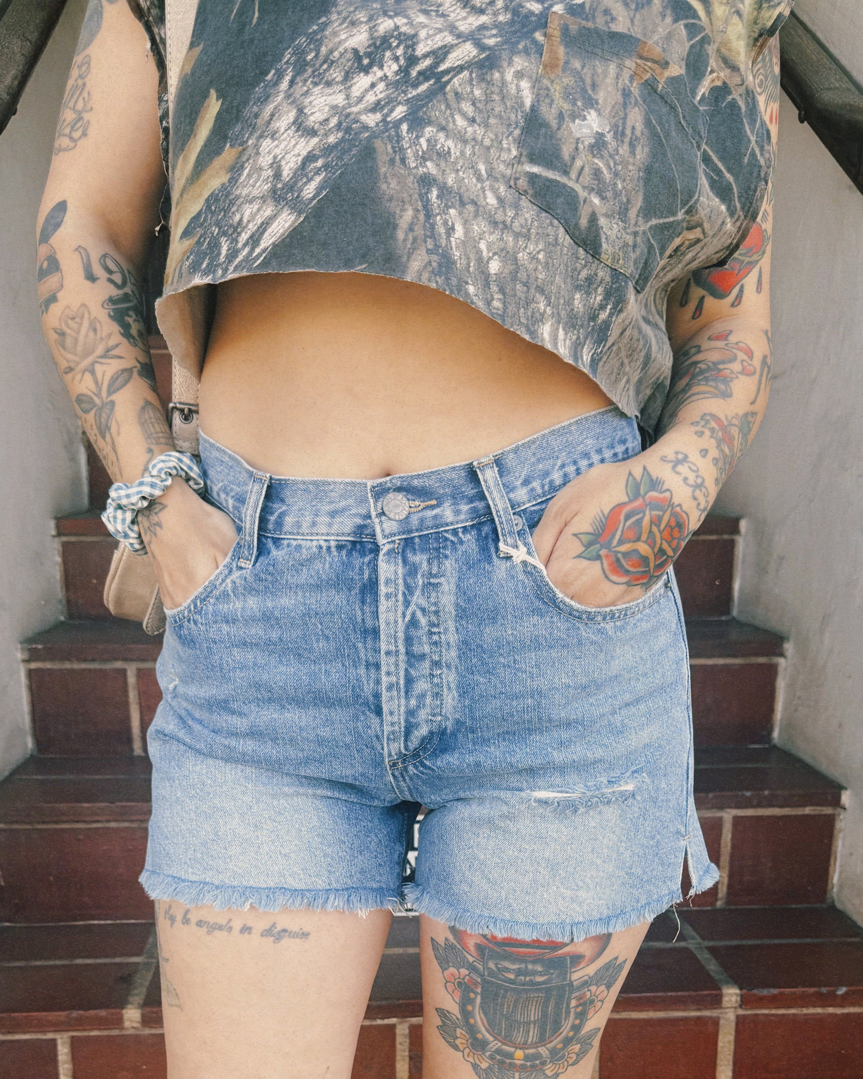 Med Wash Denim Shorts - Burnout