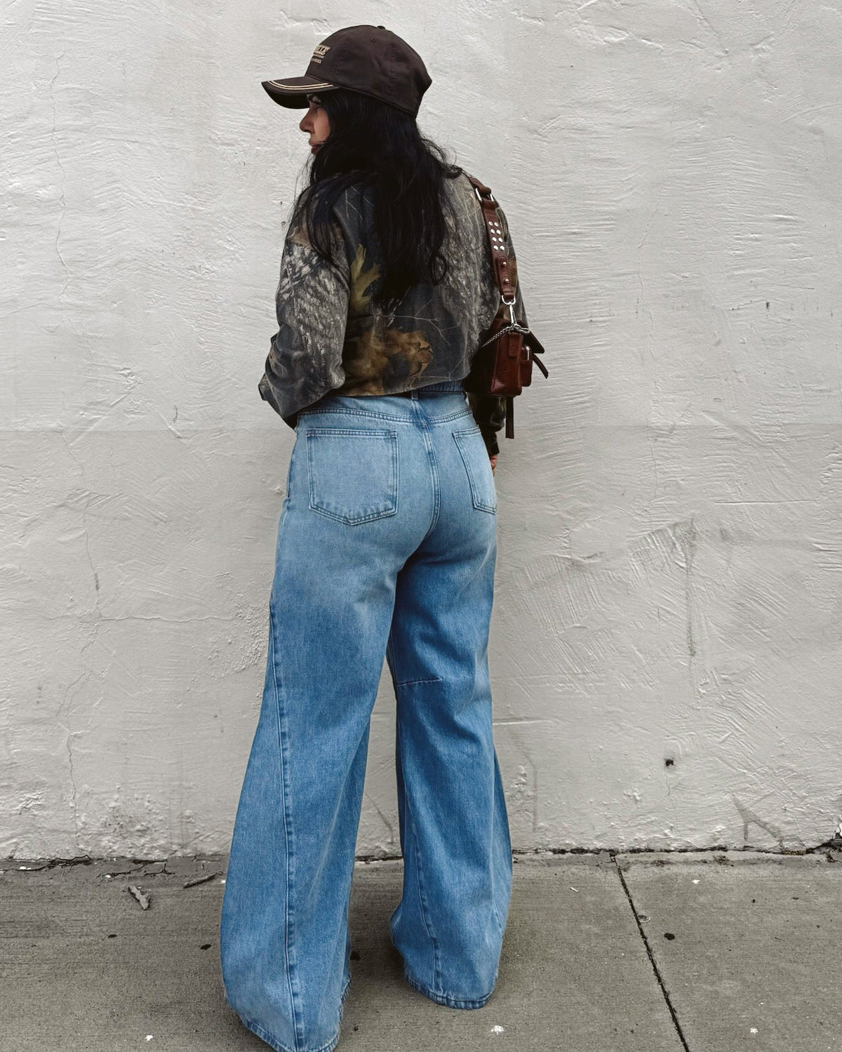 Wide Leg Panel Jeans