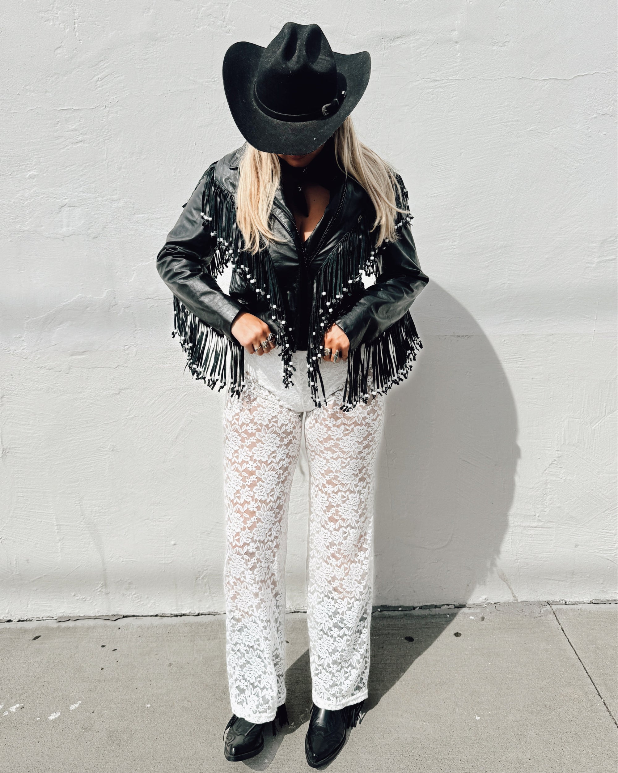 Lace Flare - White - Burnout