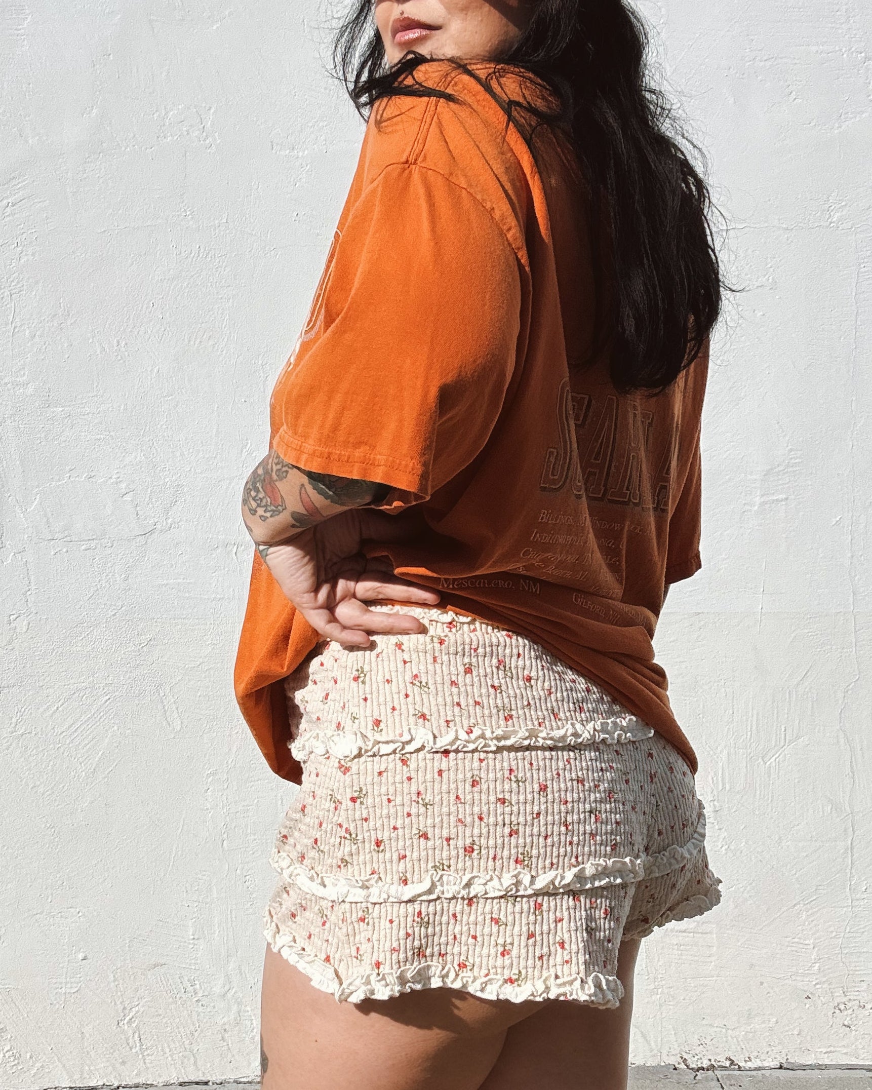 Ruffle Floral Shorts - Oatmeal