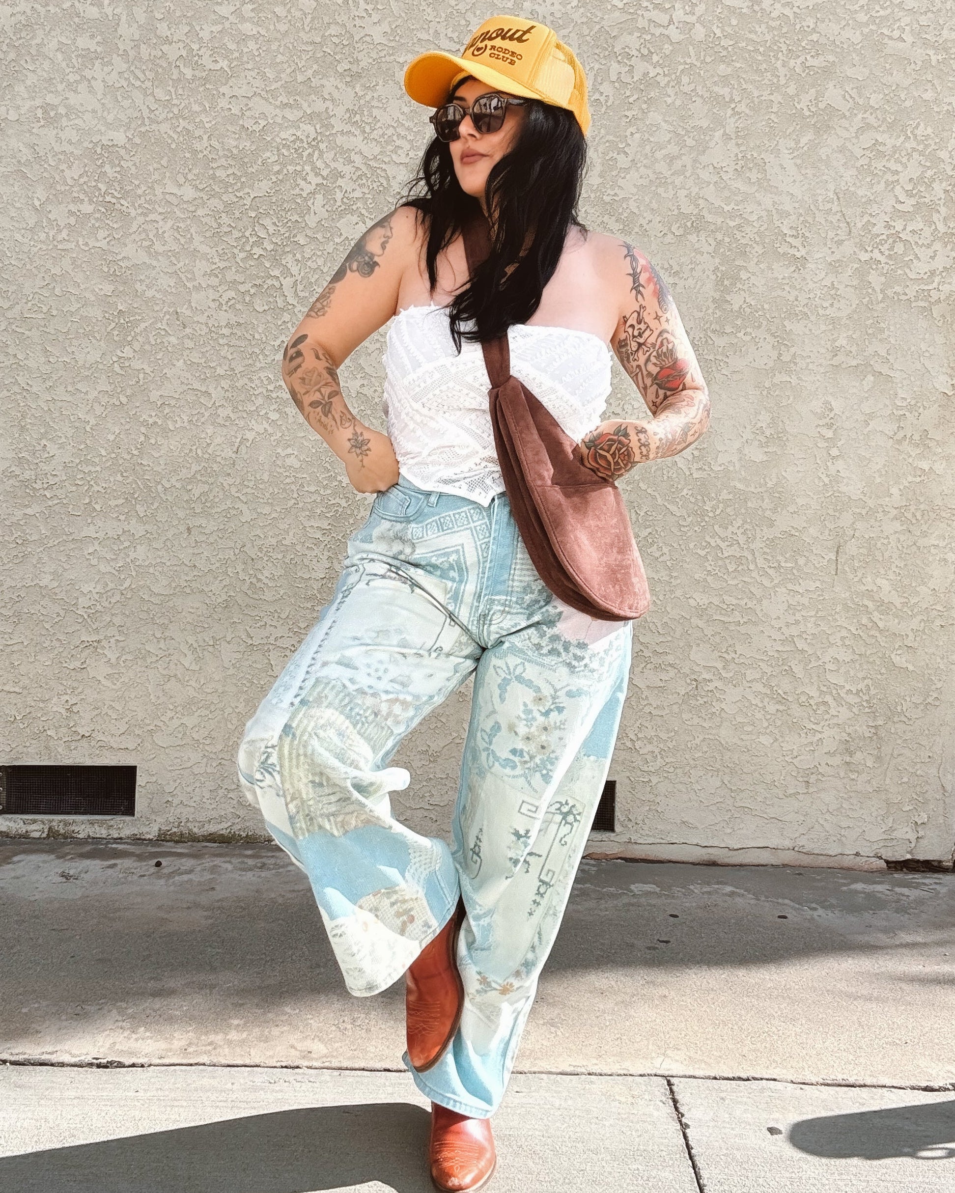 Lace Patchwork Barrel Jeans