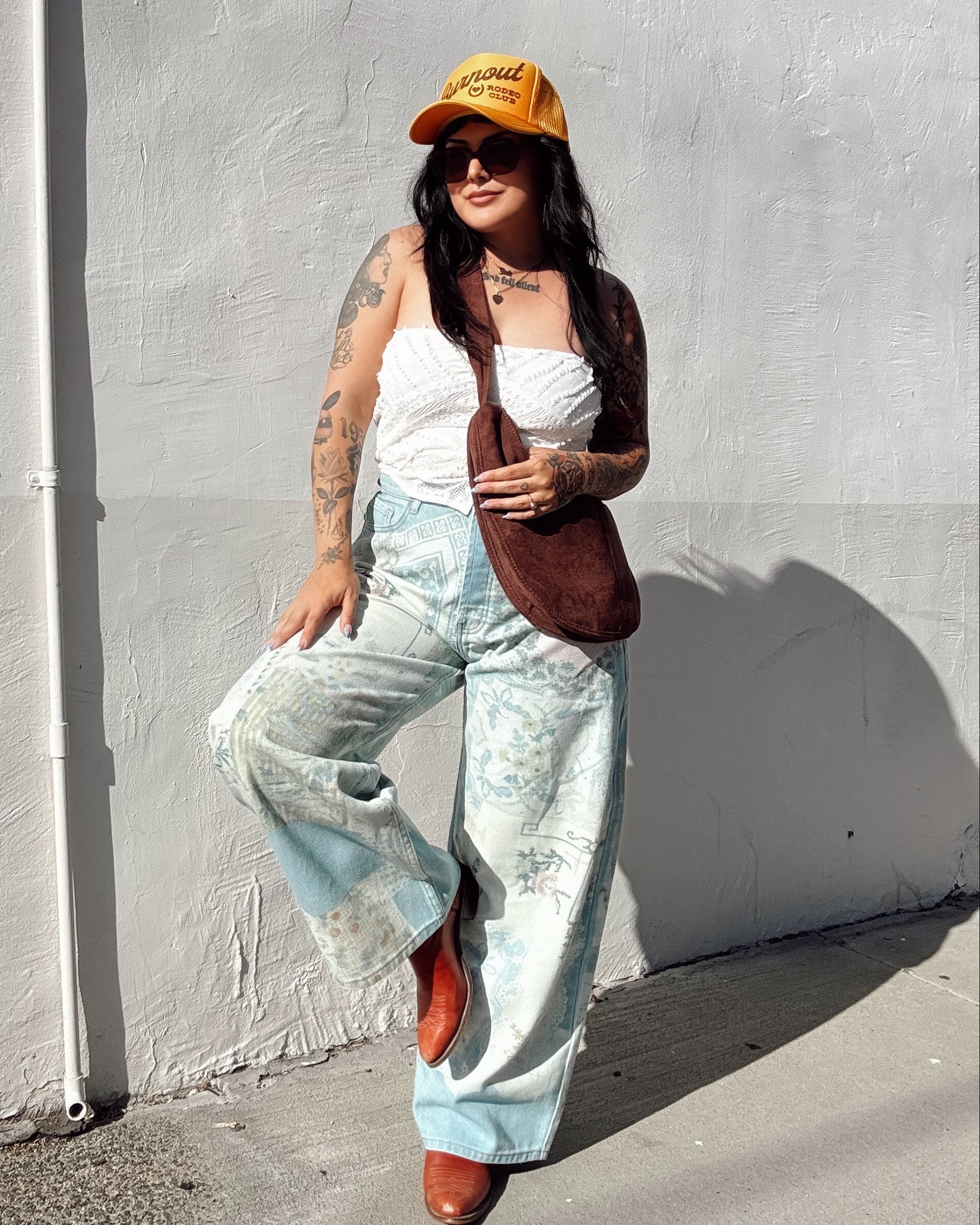 Lace Patchwork Barrel Jeans