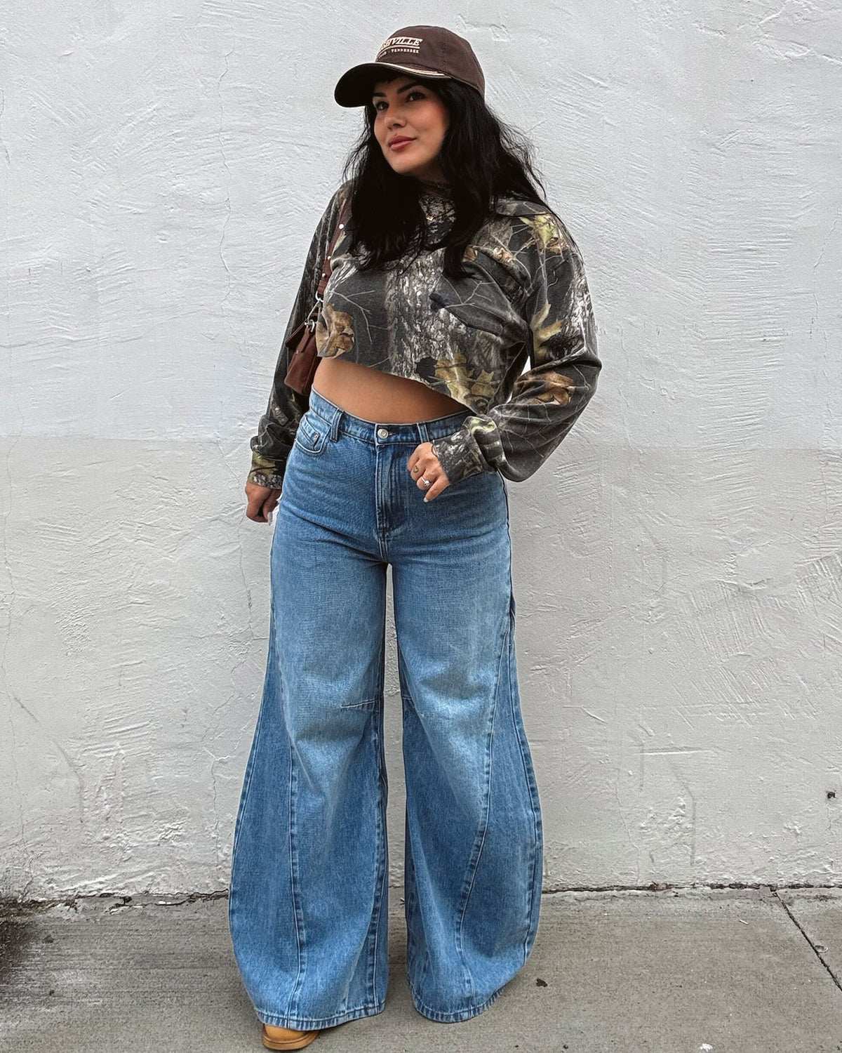 Wide Leg Panel Jeans